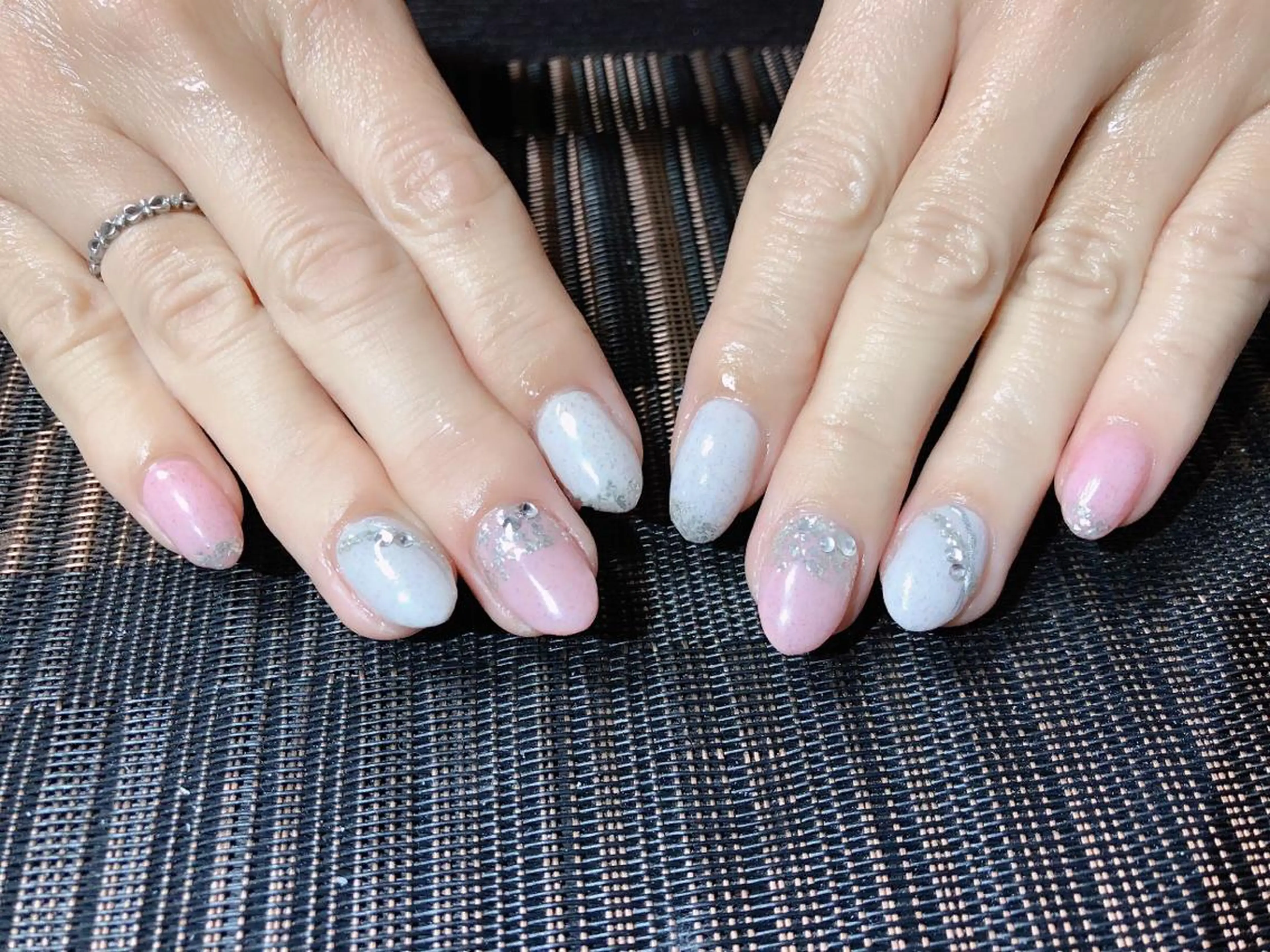 ネイル 伊藤 美里のネイルデザイン