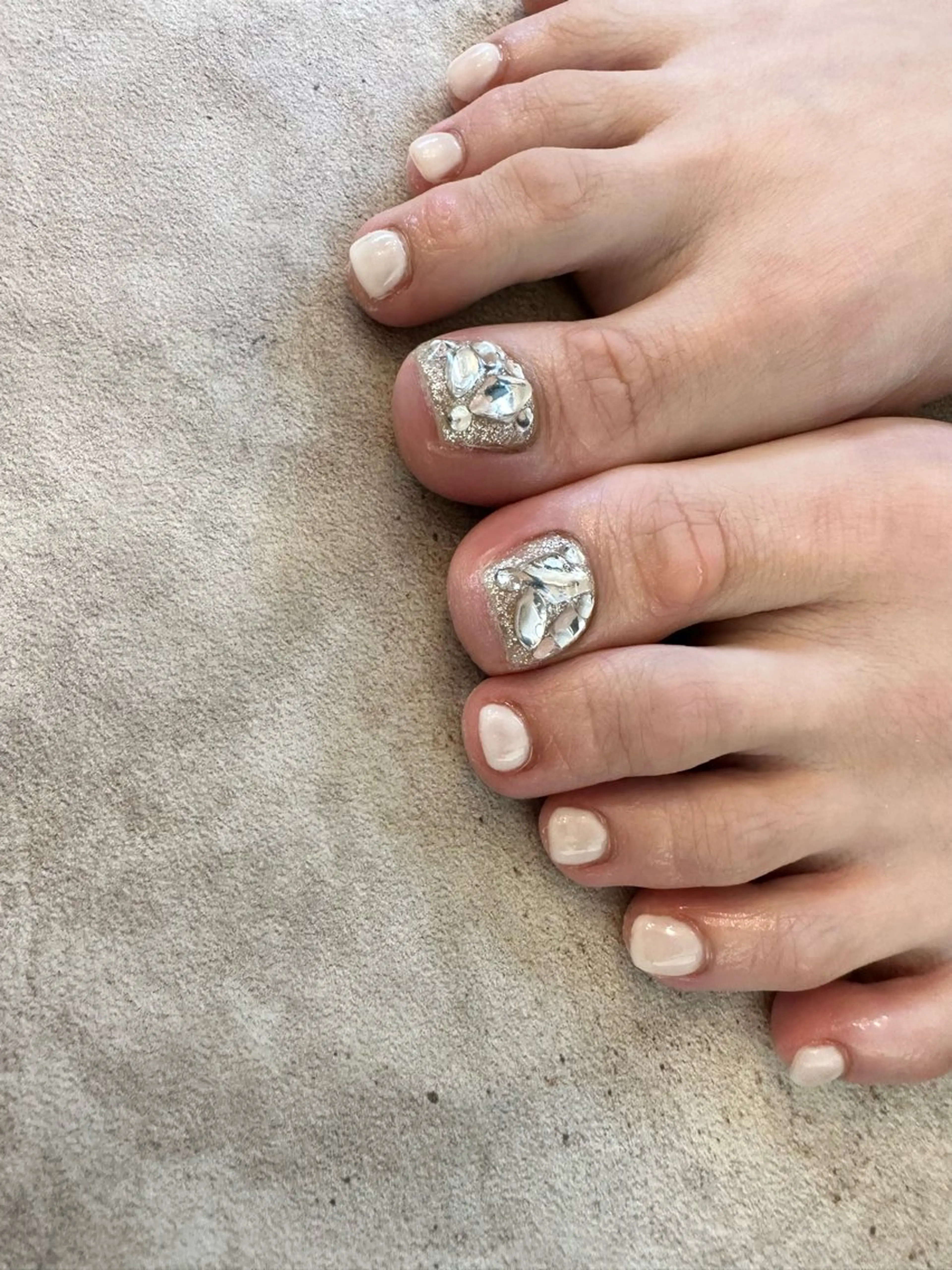 ネイル キラキラネイル nailroom Anmie.のネイルデザイン