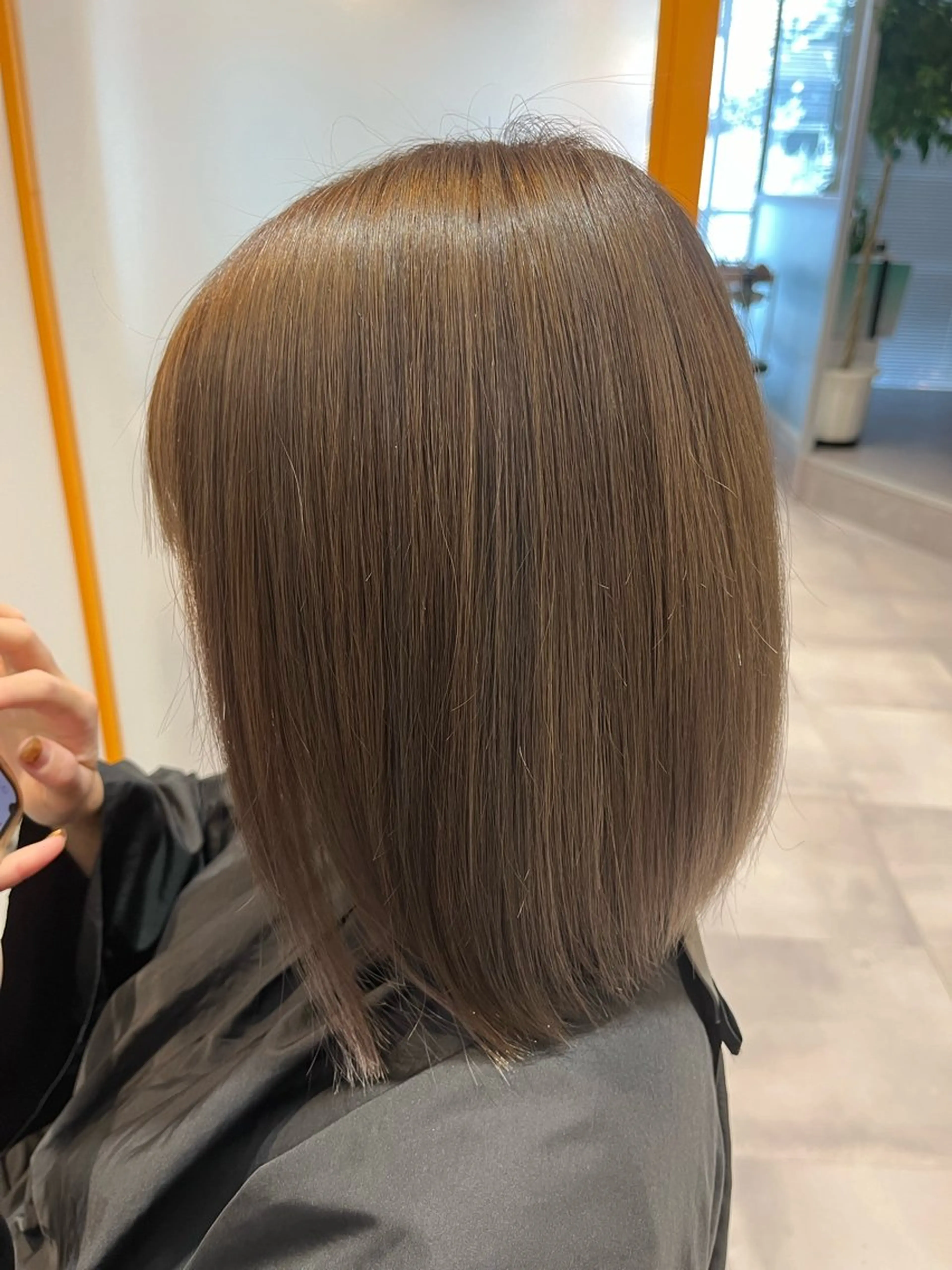 カラー 佐々木 梨乃のヘアスタイル