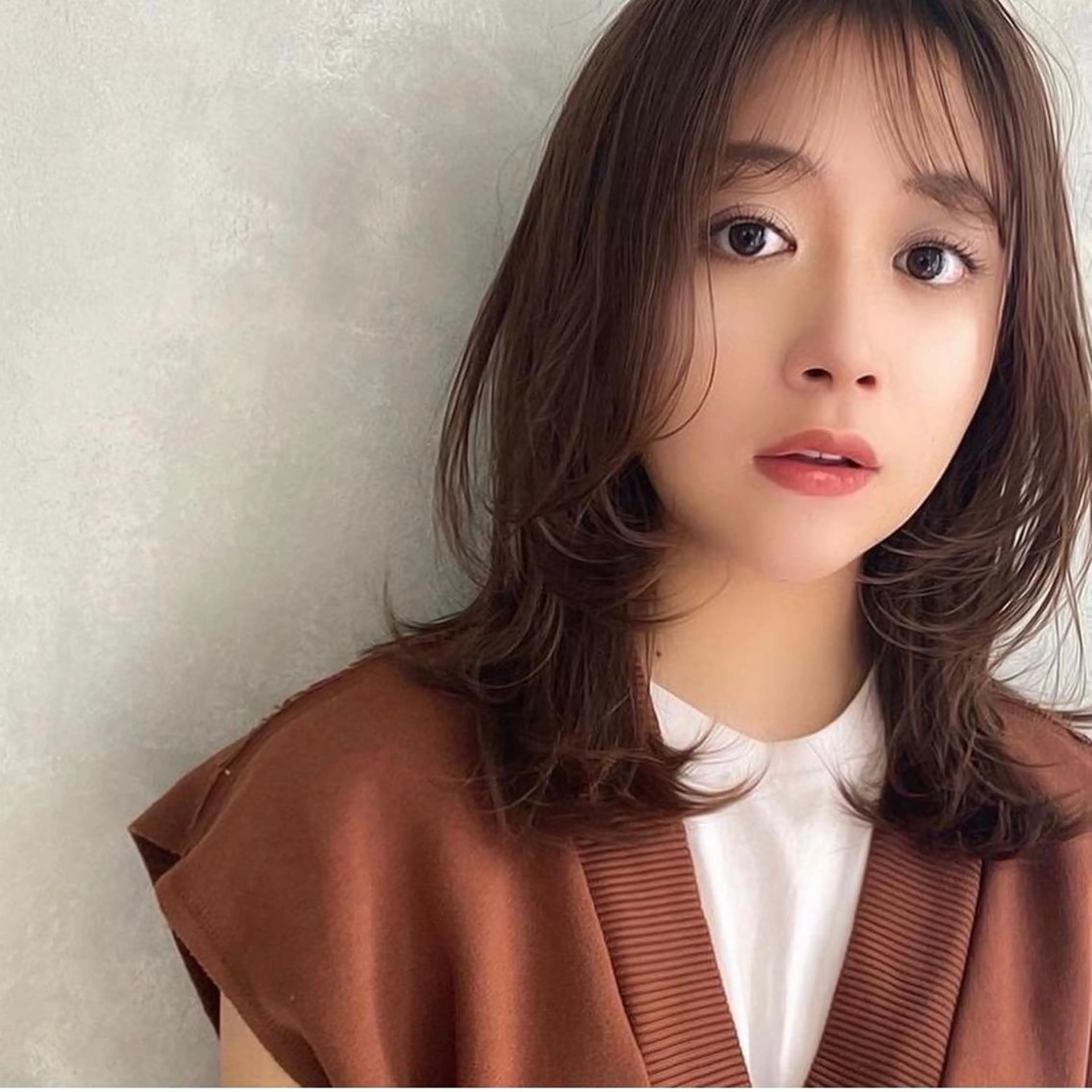 ミディアム 顔まわりレイヤー レイヤーカット 小顔カット 🌿理想を叶える🌿 似合わせ🌟RISAのヘアスタイル