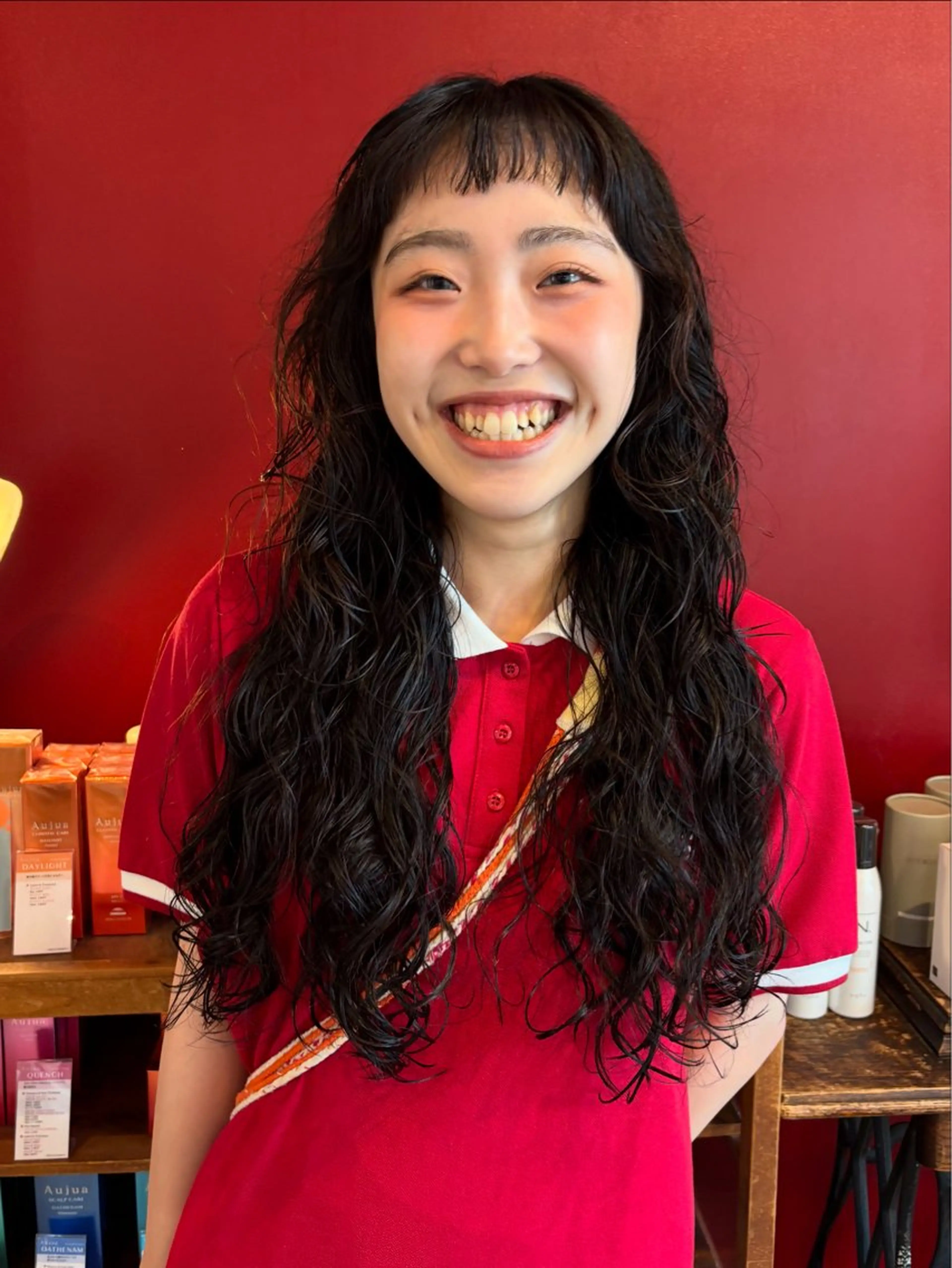 ロング パーマ 小日向 沙織のヘアスタイル