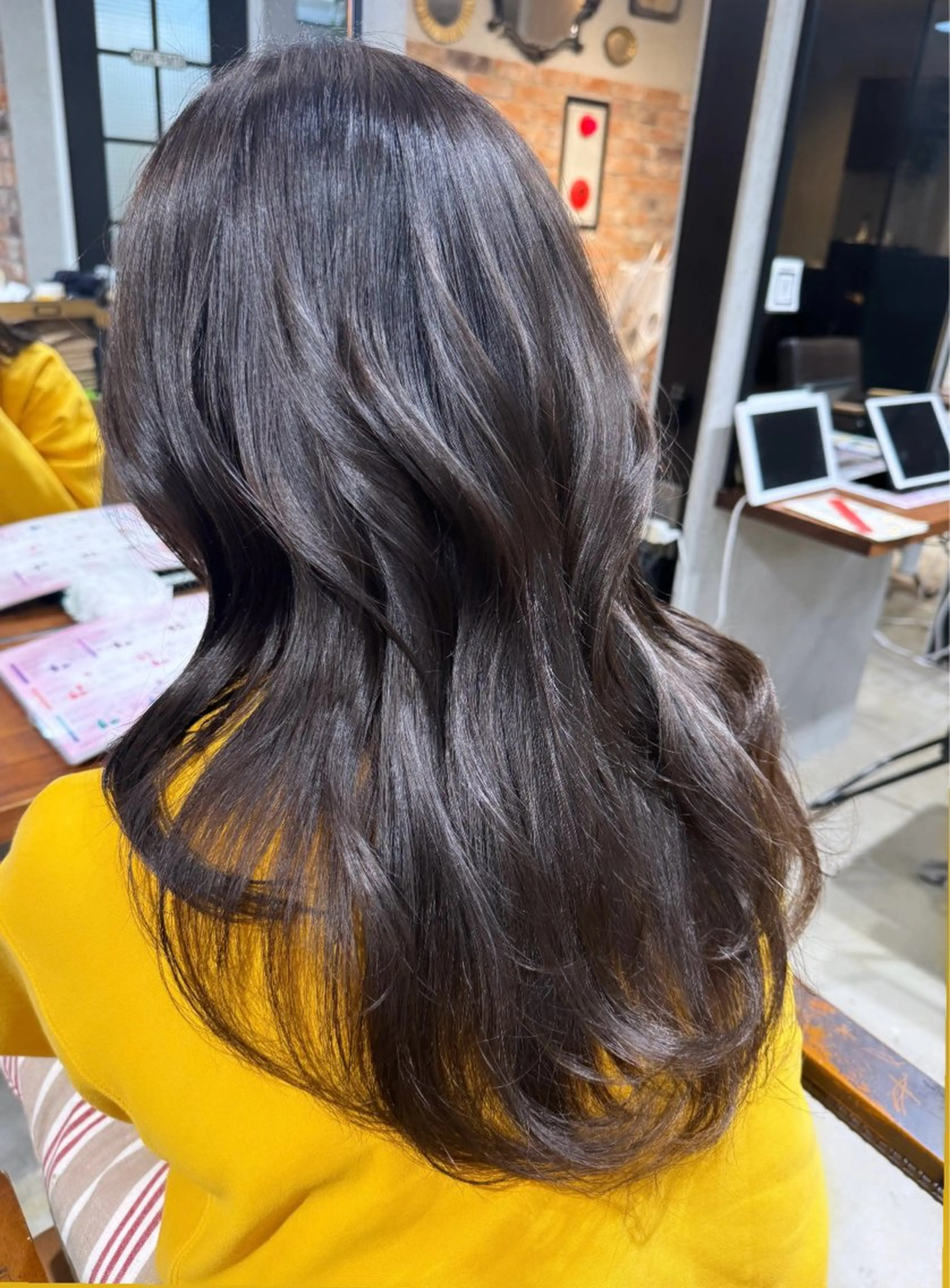 カラー アッシュ ベージュカラー 透明感カラー グレージュ シルバー 似合わせカット🍀 TAKAHASHIのヘアスタイル