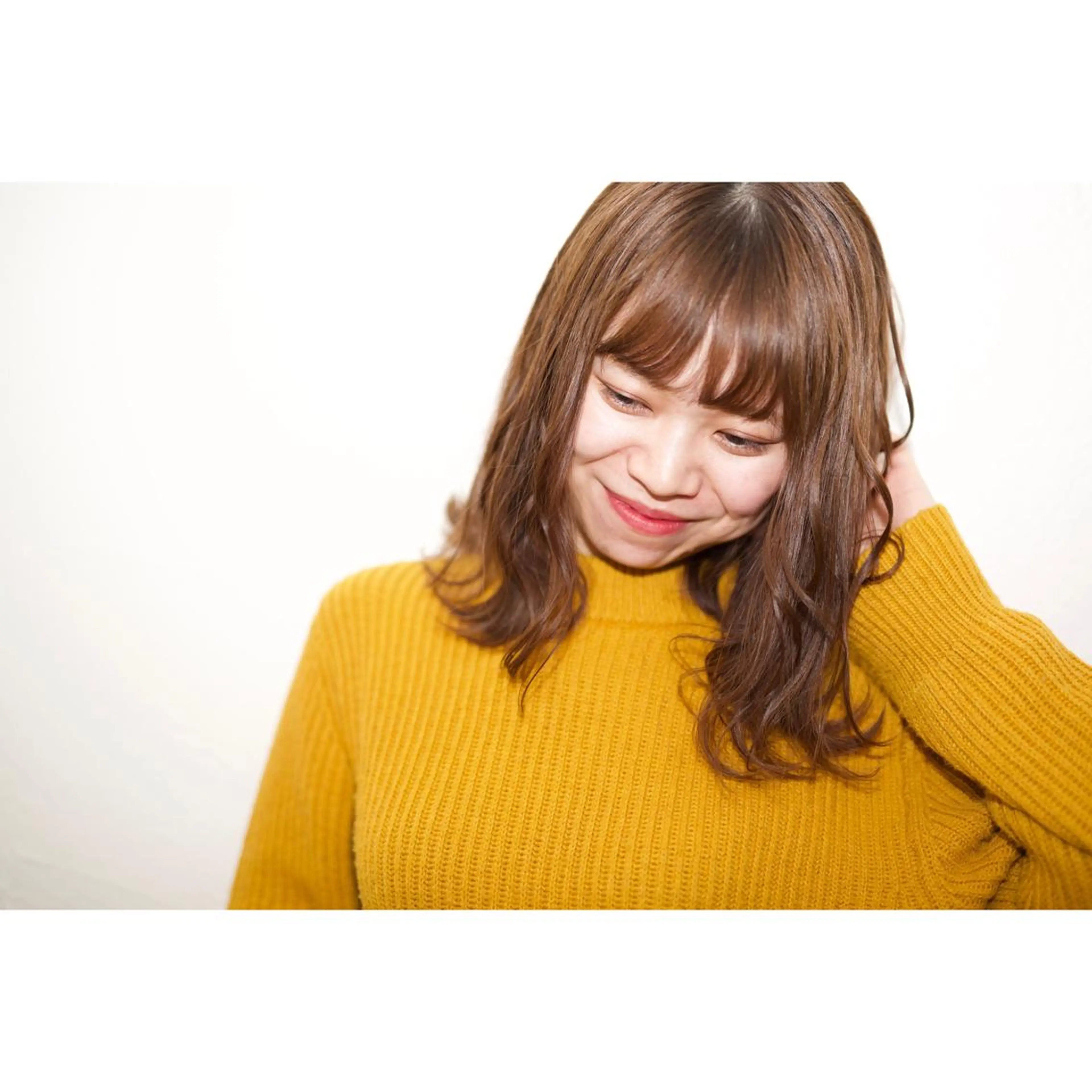 セミロング カラー カット ヘアカラー fio マナミのヘアスタイル