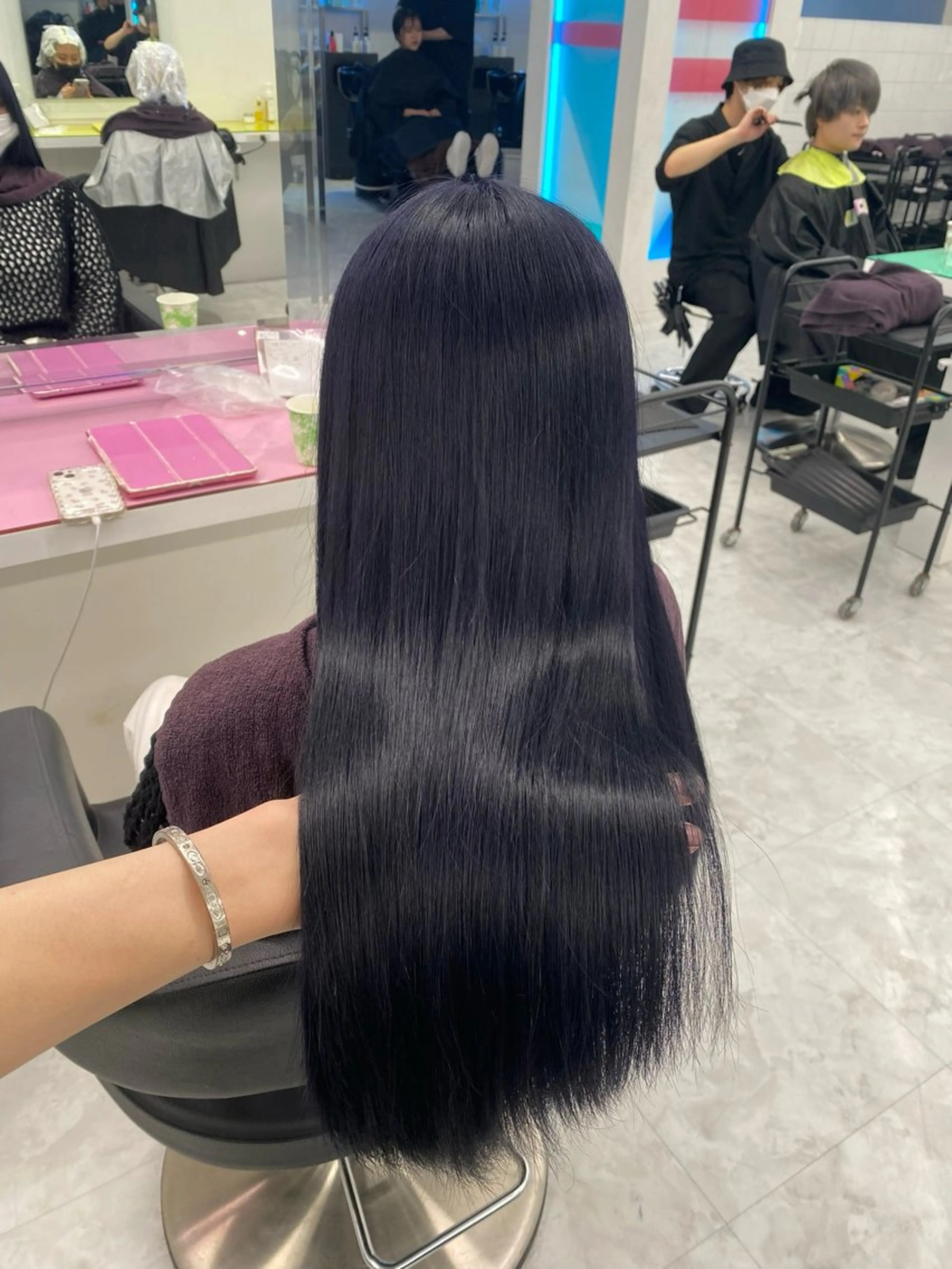 ロング カラー 黒髪 ブルーカラー ブルーブラック 透明感カラー 髪質改善 中韓レイヤー/ ブラウン🤎はやとのヘアスタイル