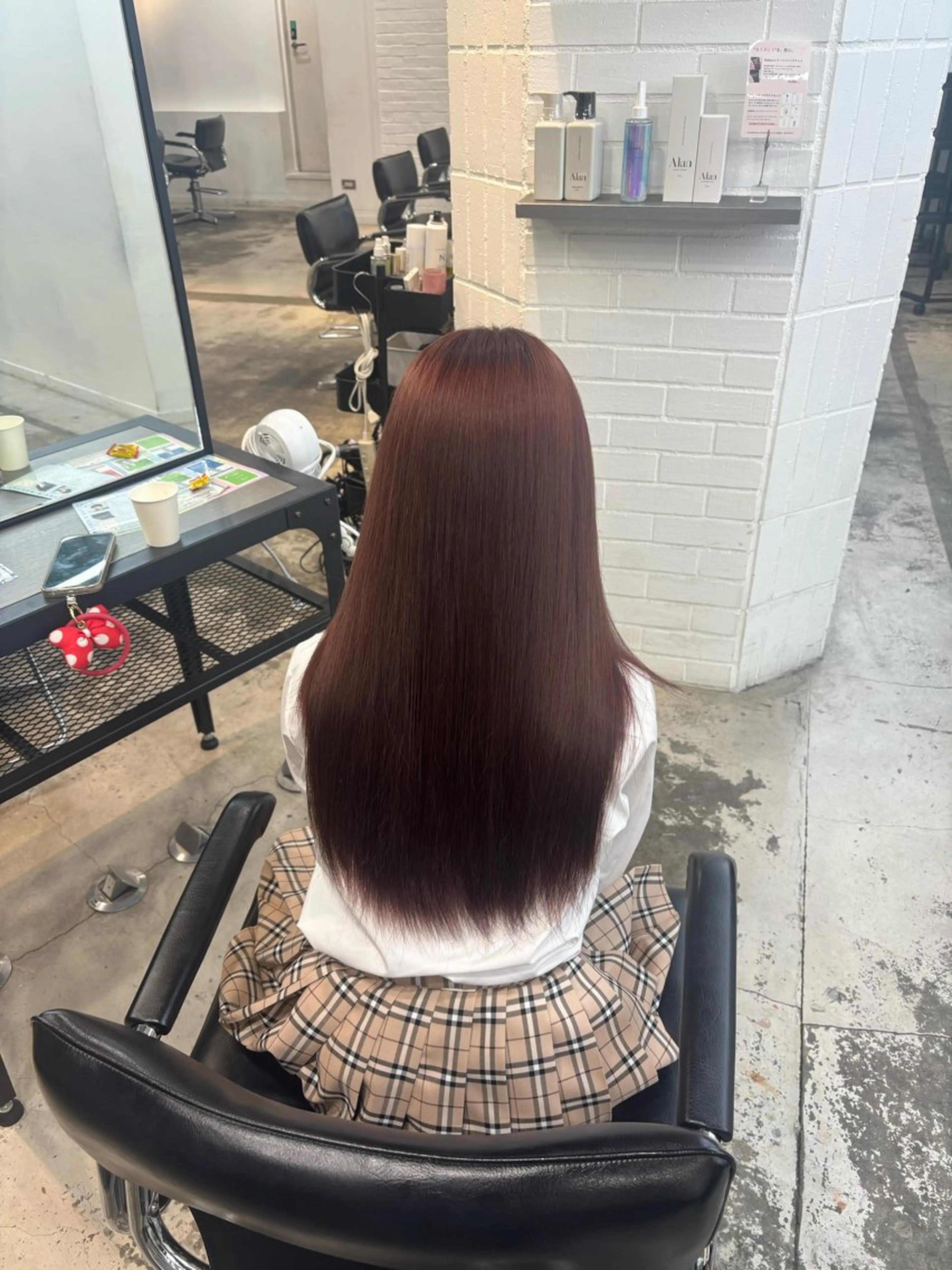 ロング カラー レッドカラー レイヤー sala 推しカラー職人🎀のヘアスタイル