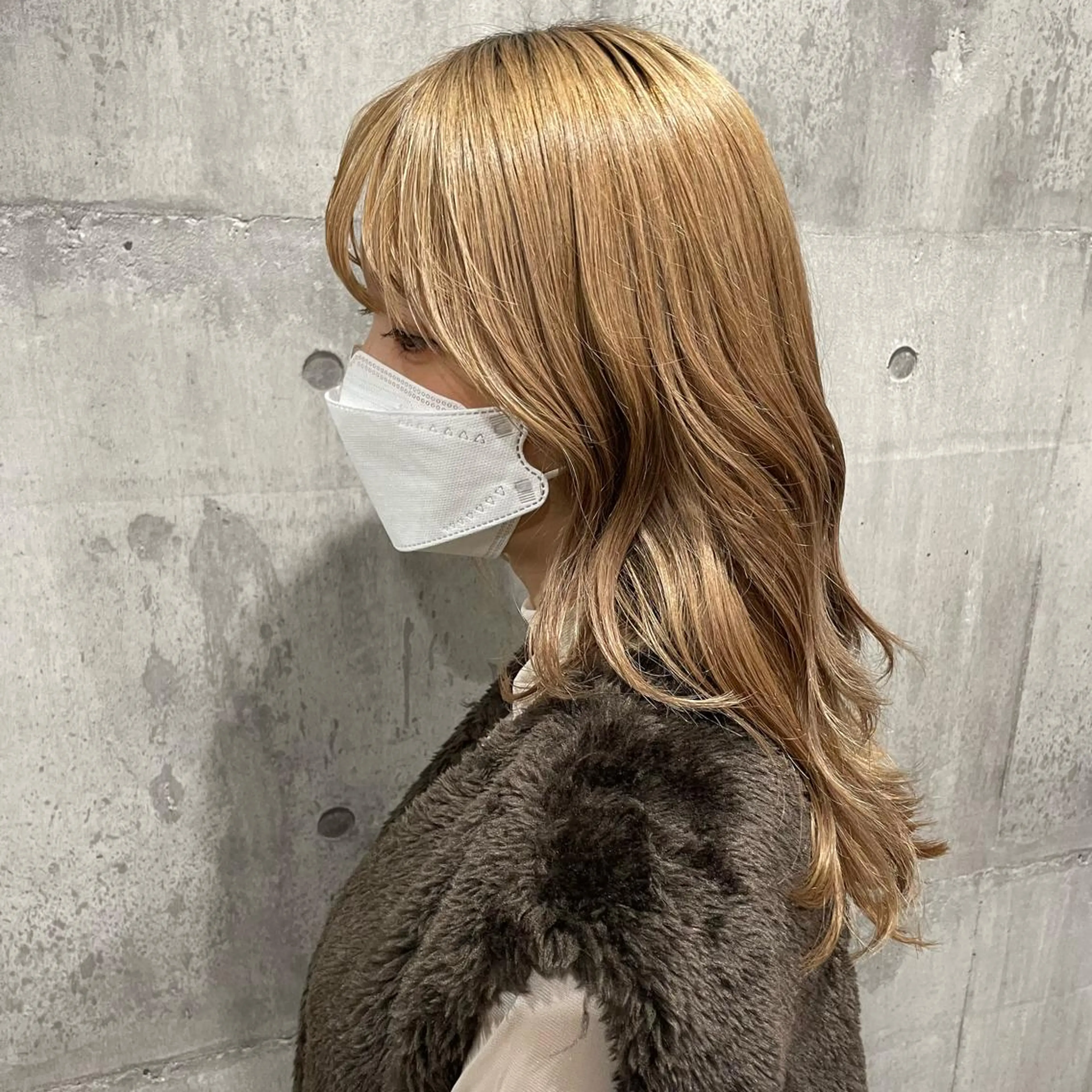 セミロング 顔まわりレイヤー レイヤーカット 韓国𝐻𝑎𝑖𝑟 🇰🇷🖤ハラのヘアスタイル