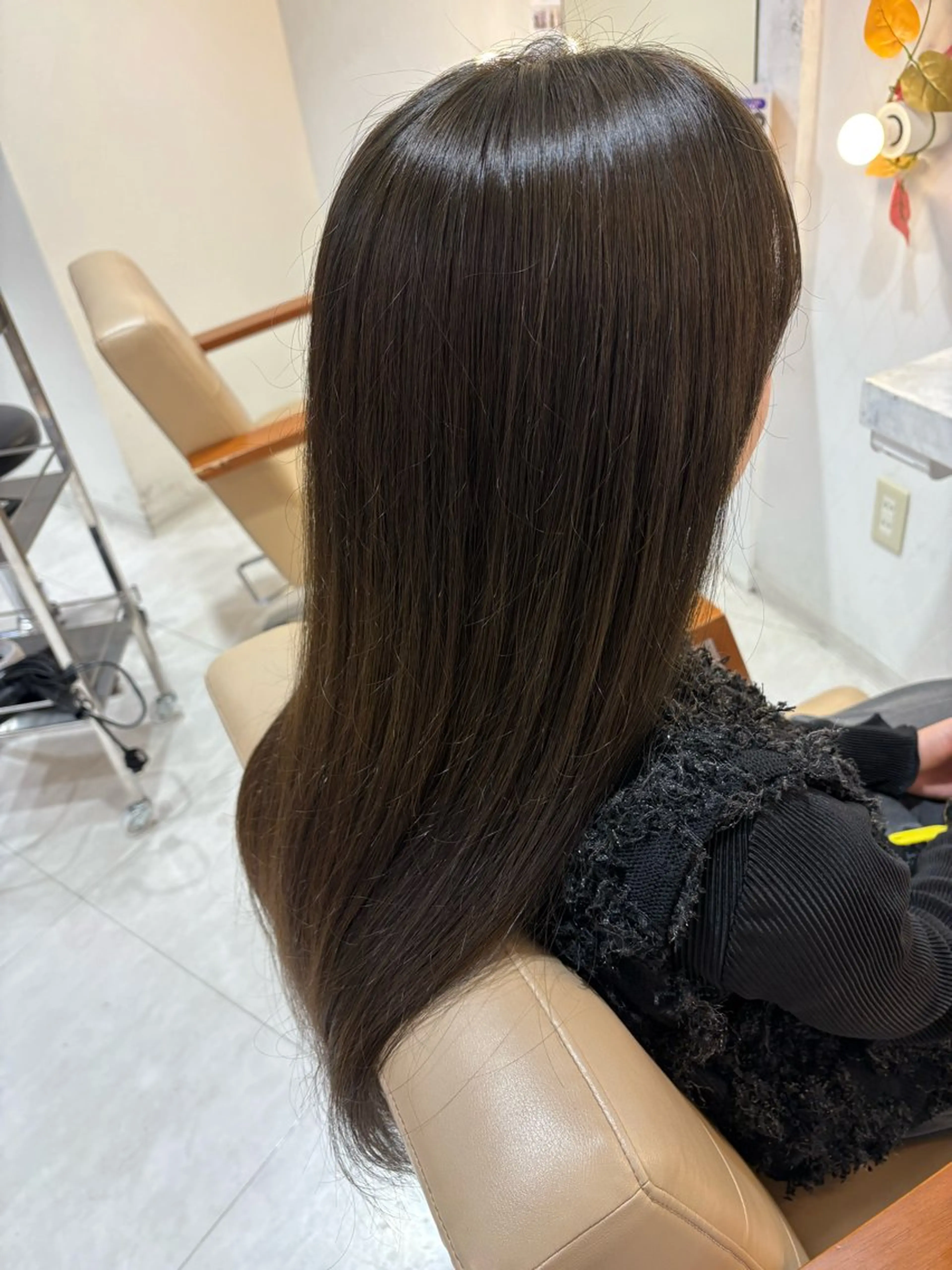 ロング カラー ヘアカラー 新庄 雪乃のヘアスタイル