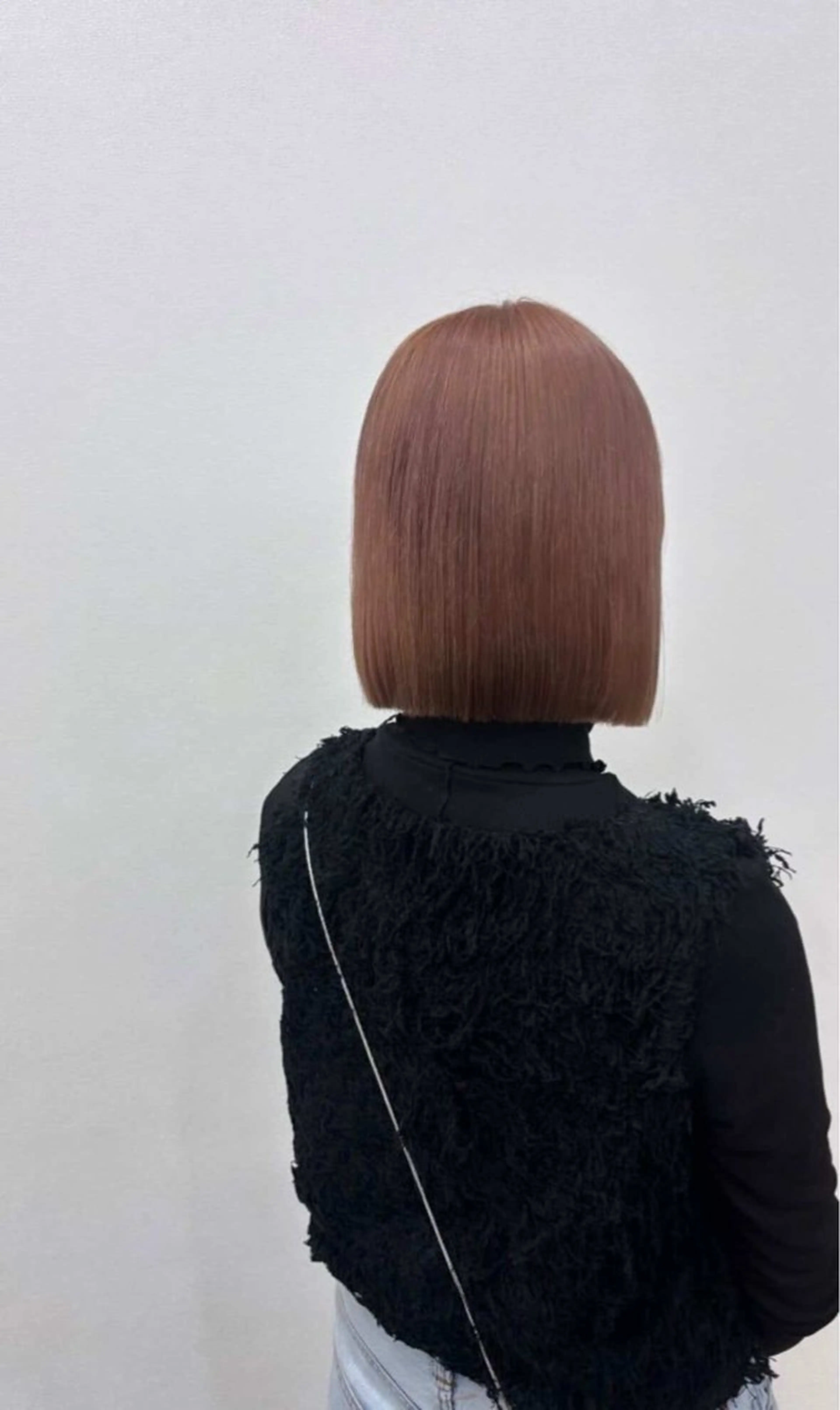カラー ルプラボウ 石田渚夏のヘアスタイル