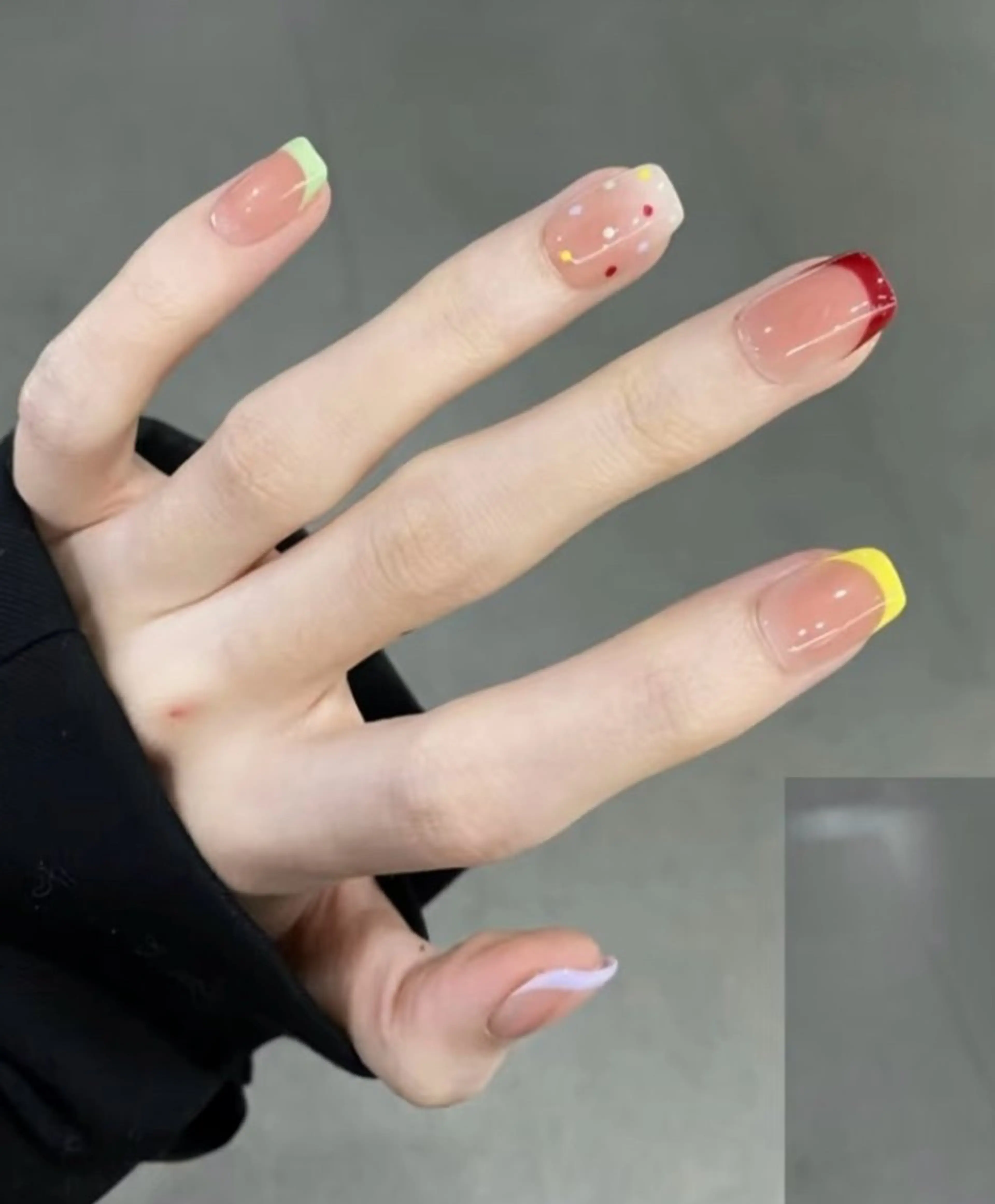 ネイル ハンドネイル ハンドケア H3 Nail Tsuki🦋💙のネイルデザイン