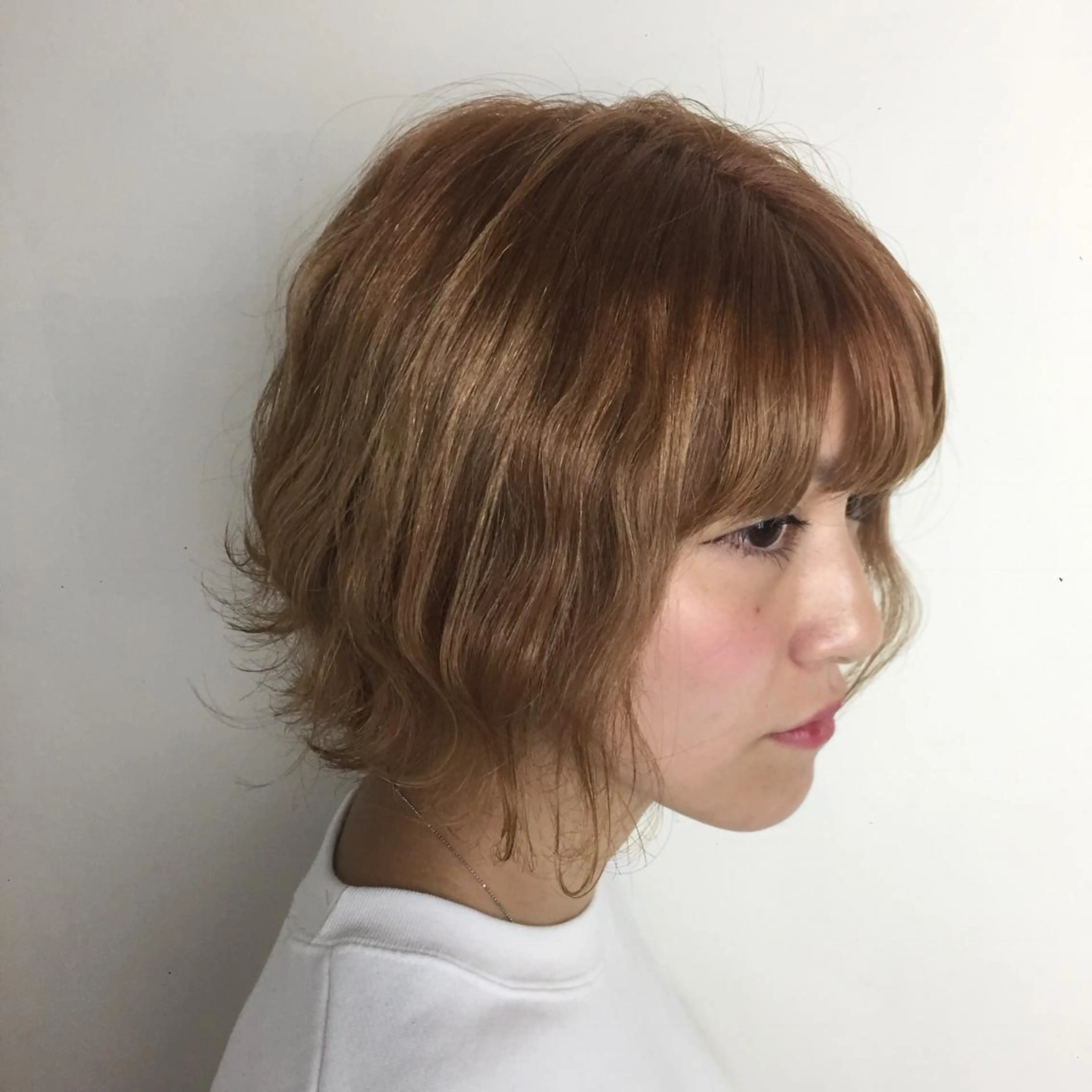 ショート カラー パーマ ヘアアレンジ 川上 智汐のヘアスタイル