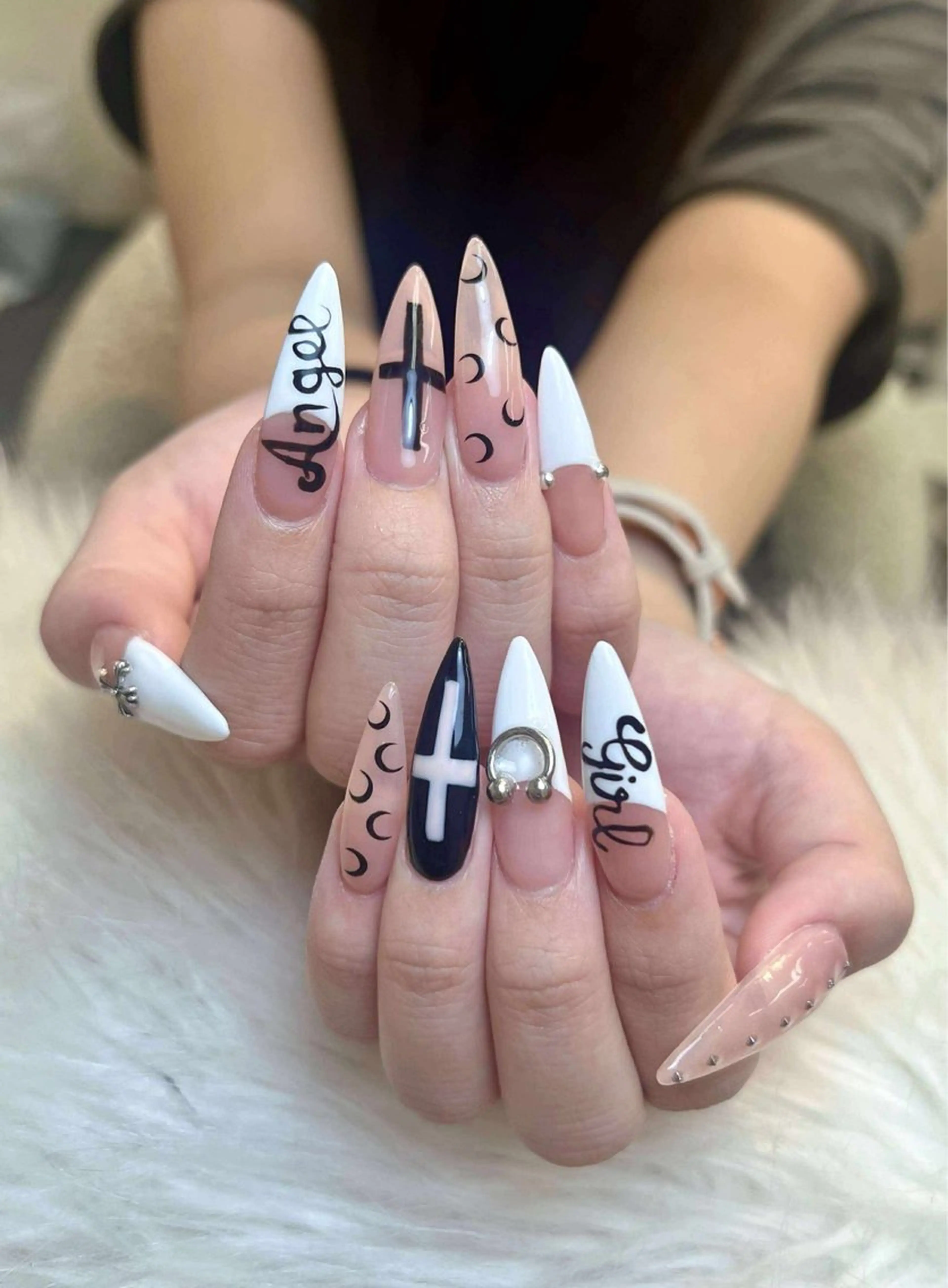 ネイル アートネイル 成人式 ジェルネイル ニュアンスネイル 夏ネイル ハンドネイル Jenn Nail Shinokuboのネイルデザイン