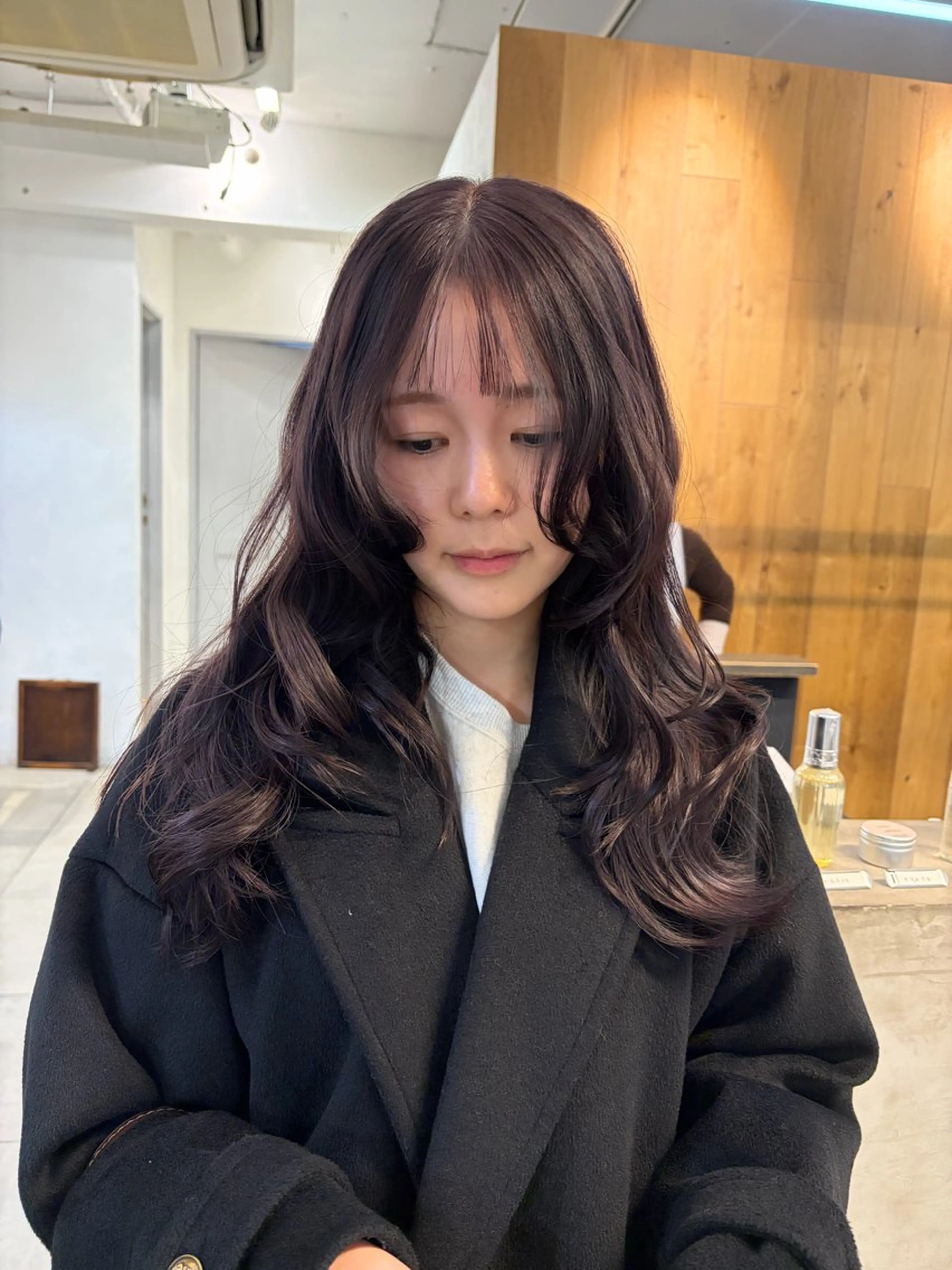 セミロング カラー カット トリートメント ミルクティー× グレージュMOMOのヘアスタイル