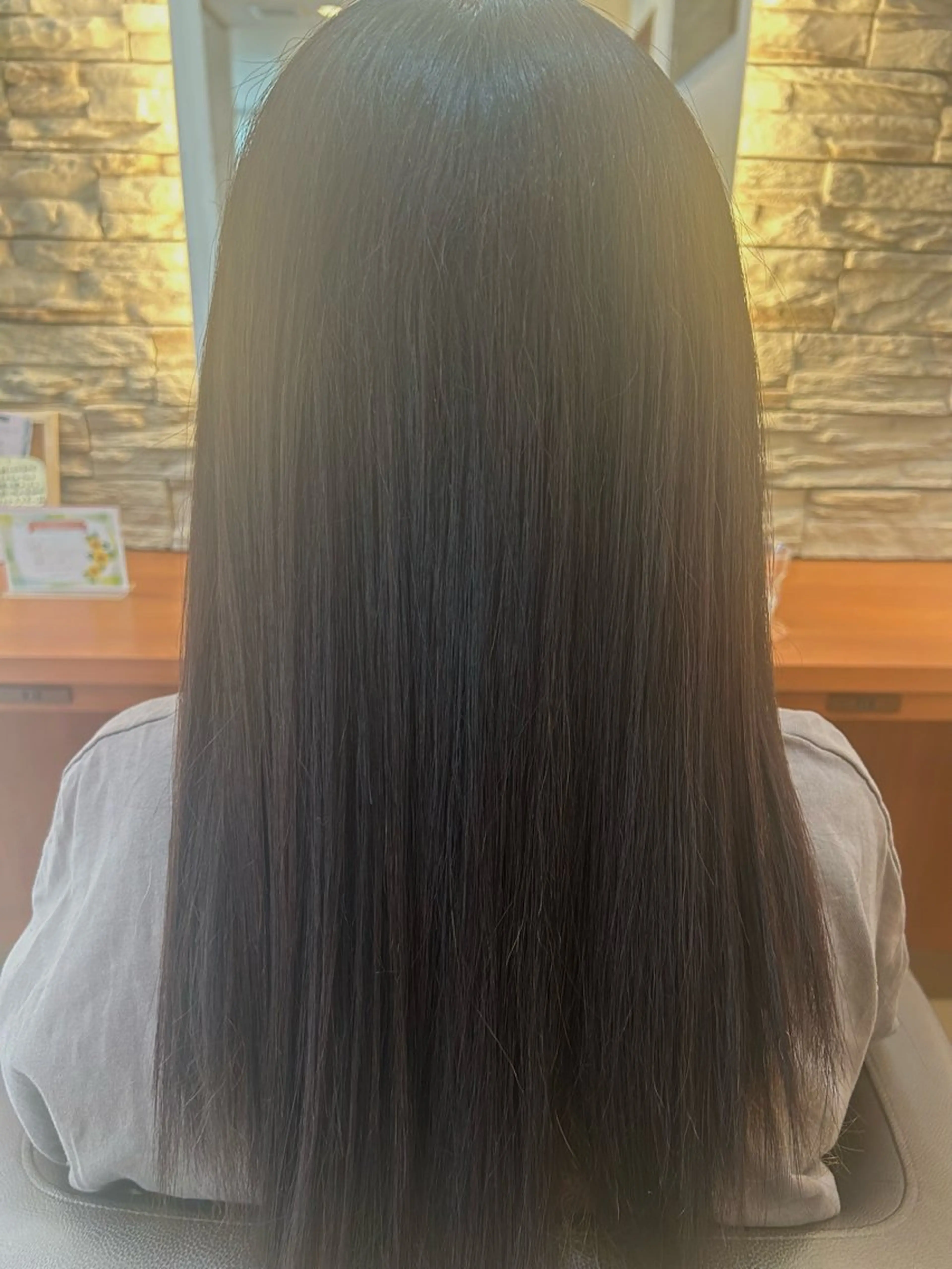 カラー 【グラッセ】 平澤 梨杏のヘアスタイル