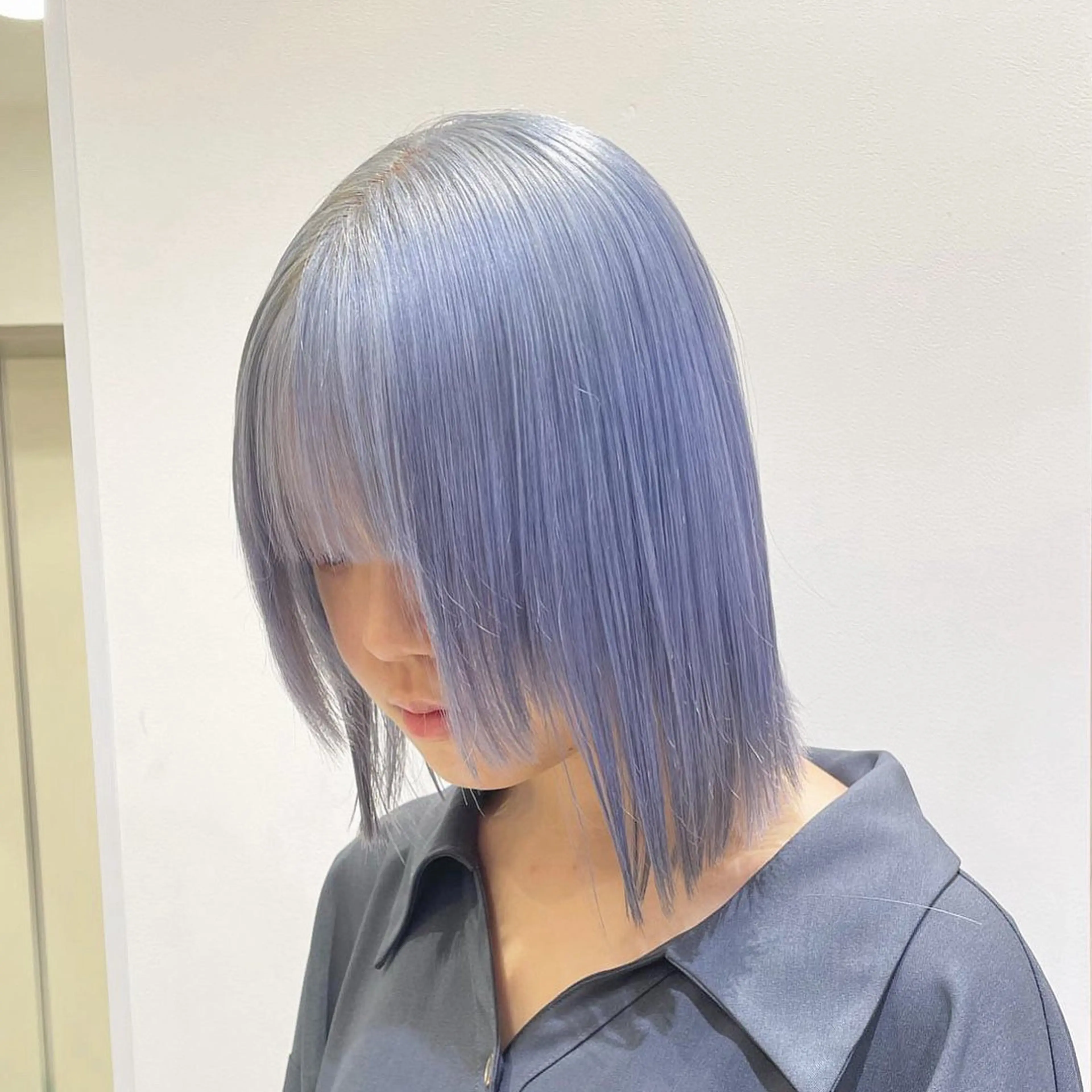 カラー 長尾菜々美🐰 ／ハイトーンカラーのヘアスタイル