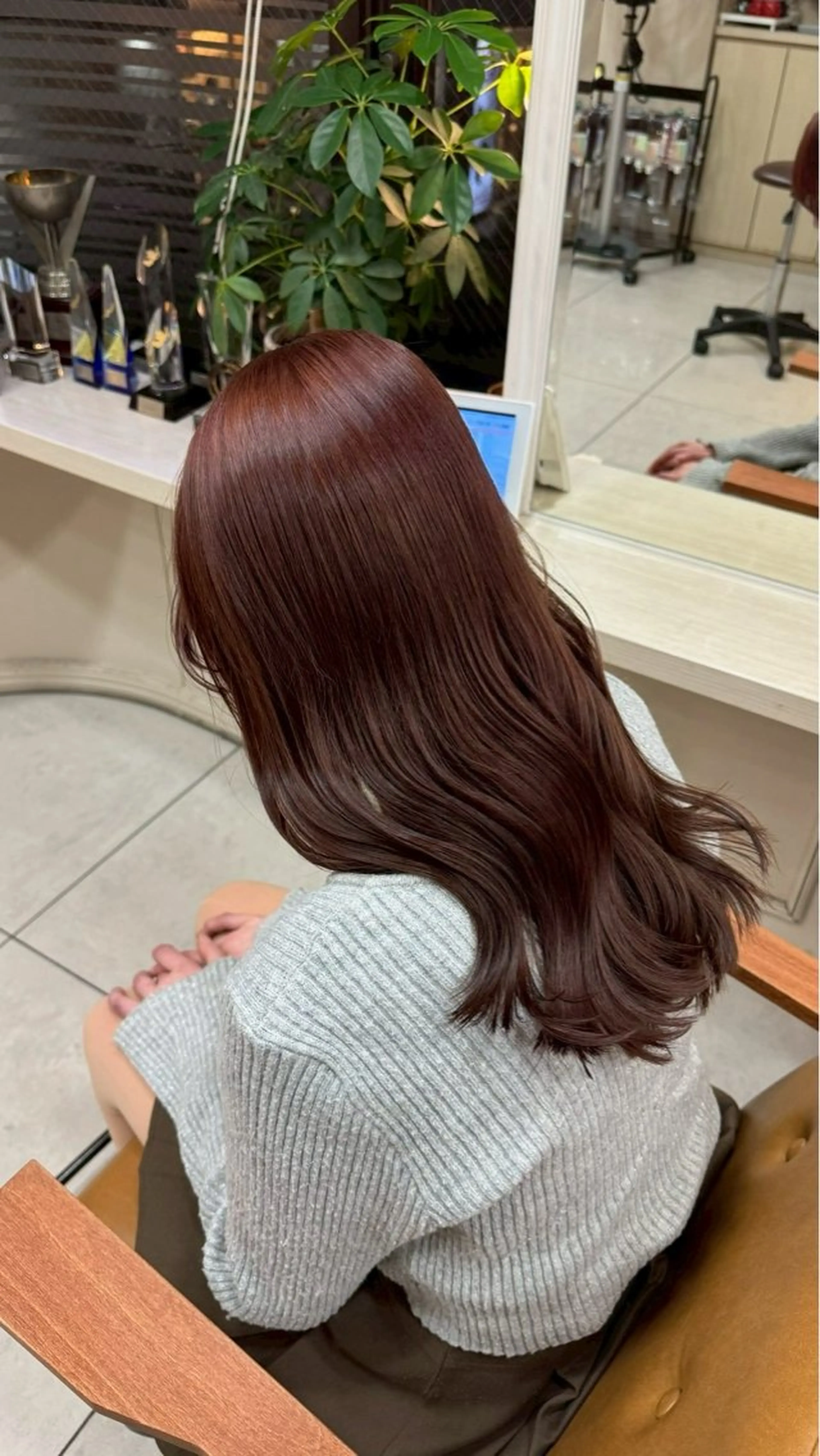 セミロング カラー ブラウンカラー 透明感カラー レッドカラー レッドブラウン 横浜/ブラウンカラー /うる艶髪/悠志⭐️のヘアスタイル