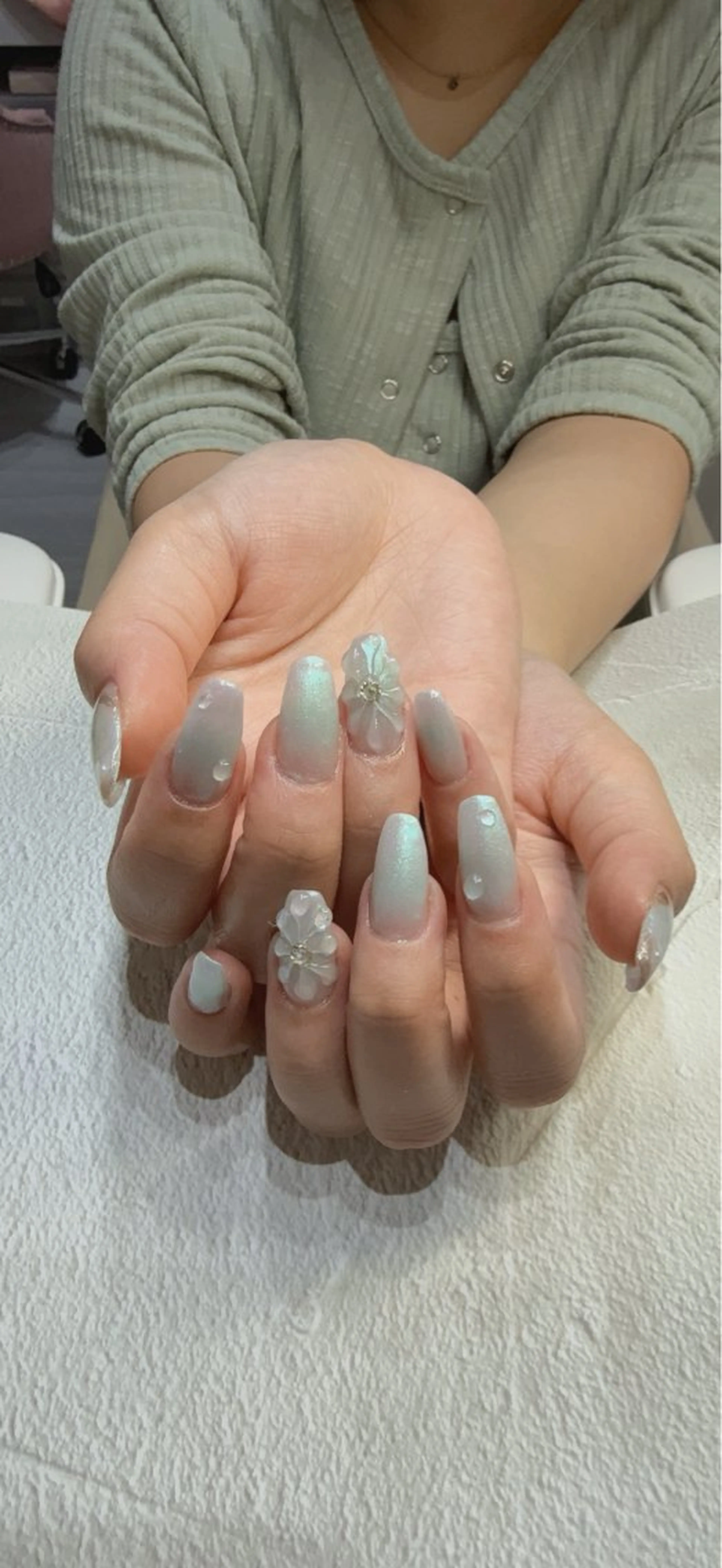 ネイル オーロラネイル クリアネイル フラワーネイル ニュアンスネイル シンプルネイル NailSalon✨ Écrinエクランのネイルデザイン