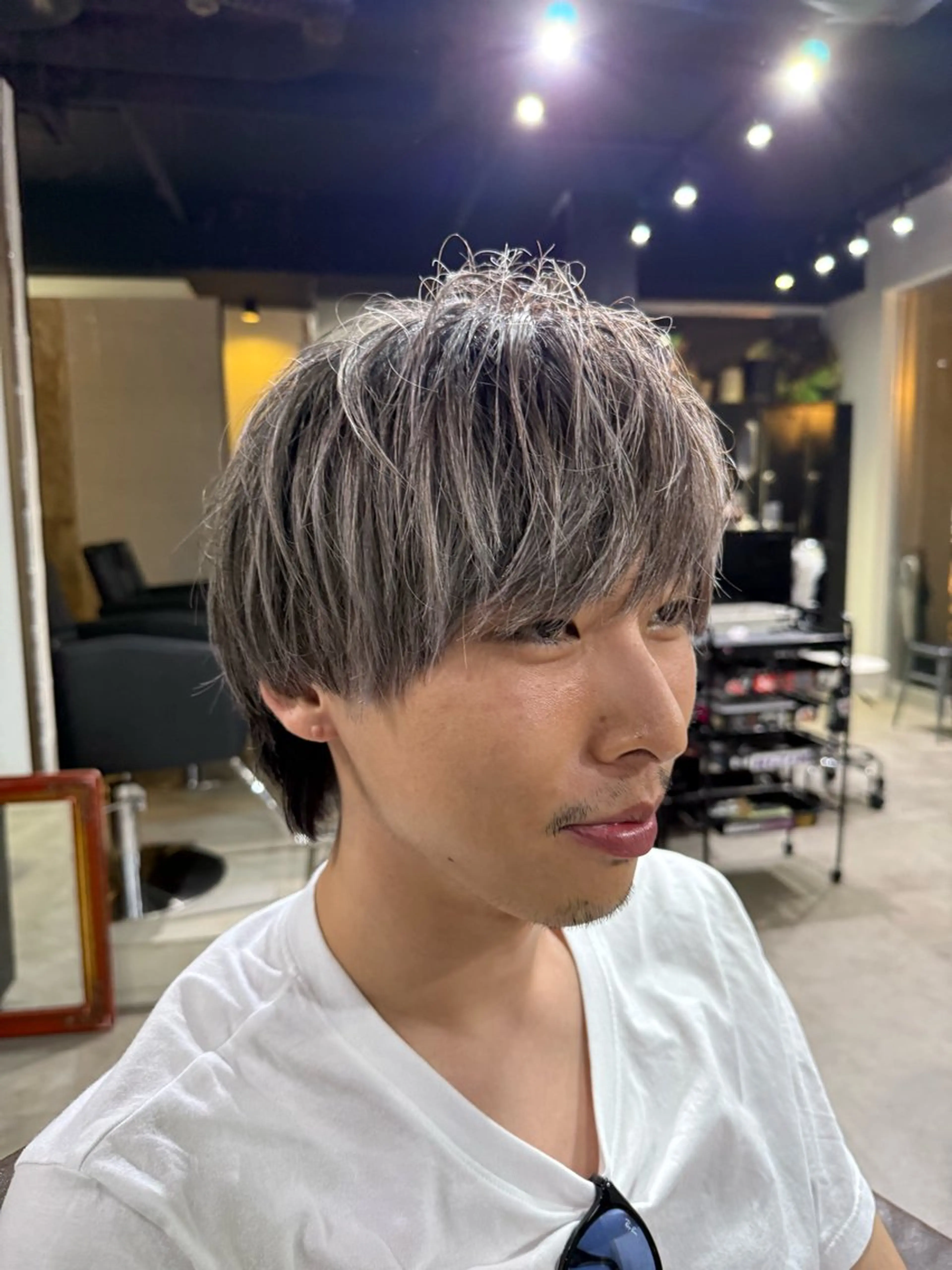 ショート ハイライト ヘアカラー 山影✨バレイヤージュ ハイライト✨メンズ◎のヘアスタイル