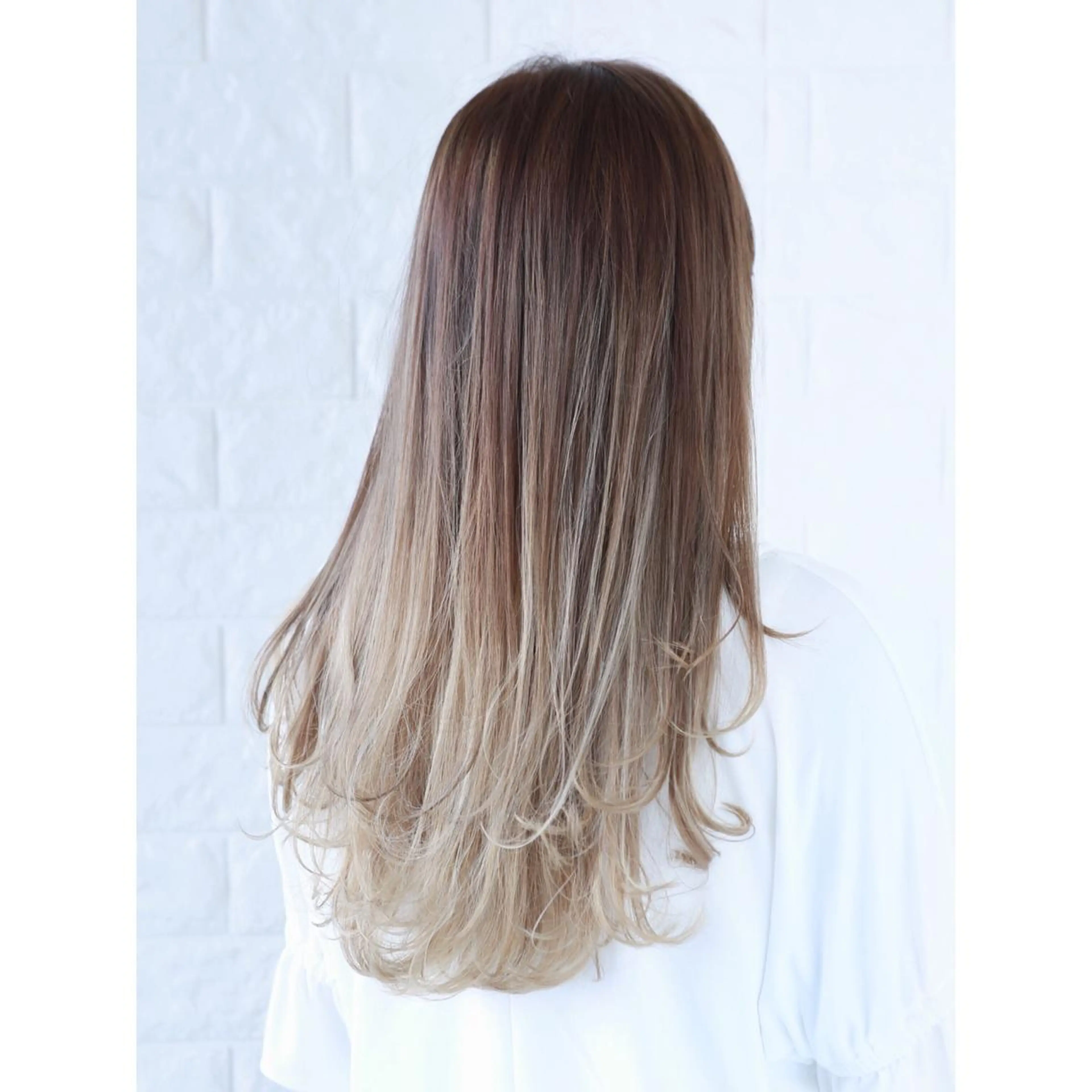 セミロング カラー バレイヤージュ 透明感カラー ハイライトカラー 外国人風カラー ハイライト 髪質改善特化KIZU /艶髪研究（京都）のヘアスタイル