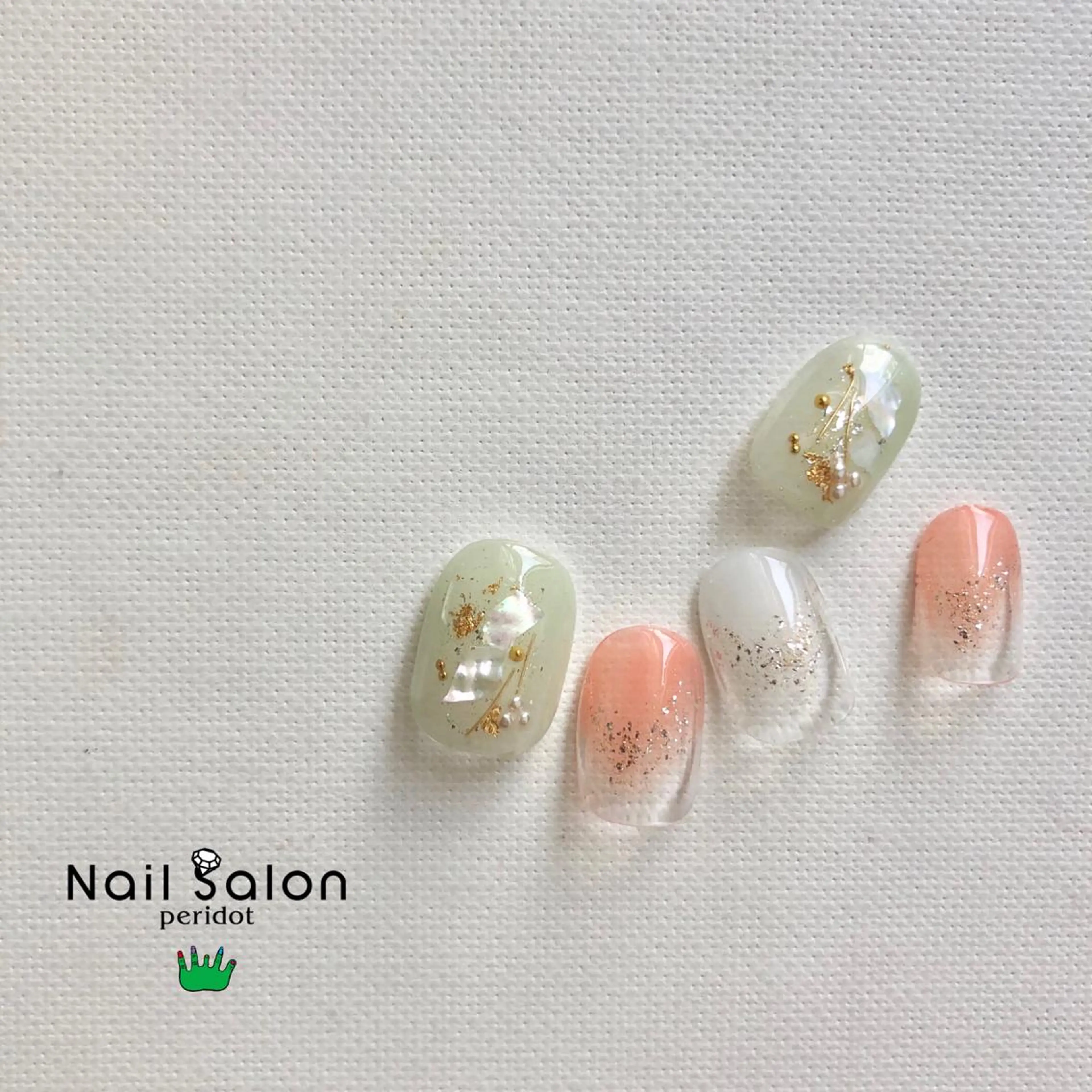 ネイル ペリドット えみのネイルデザイン