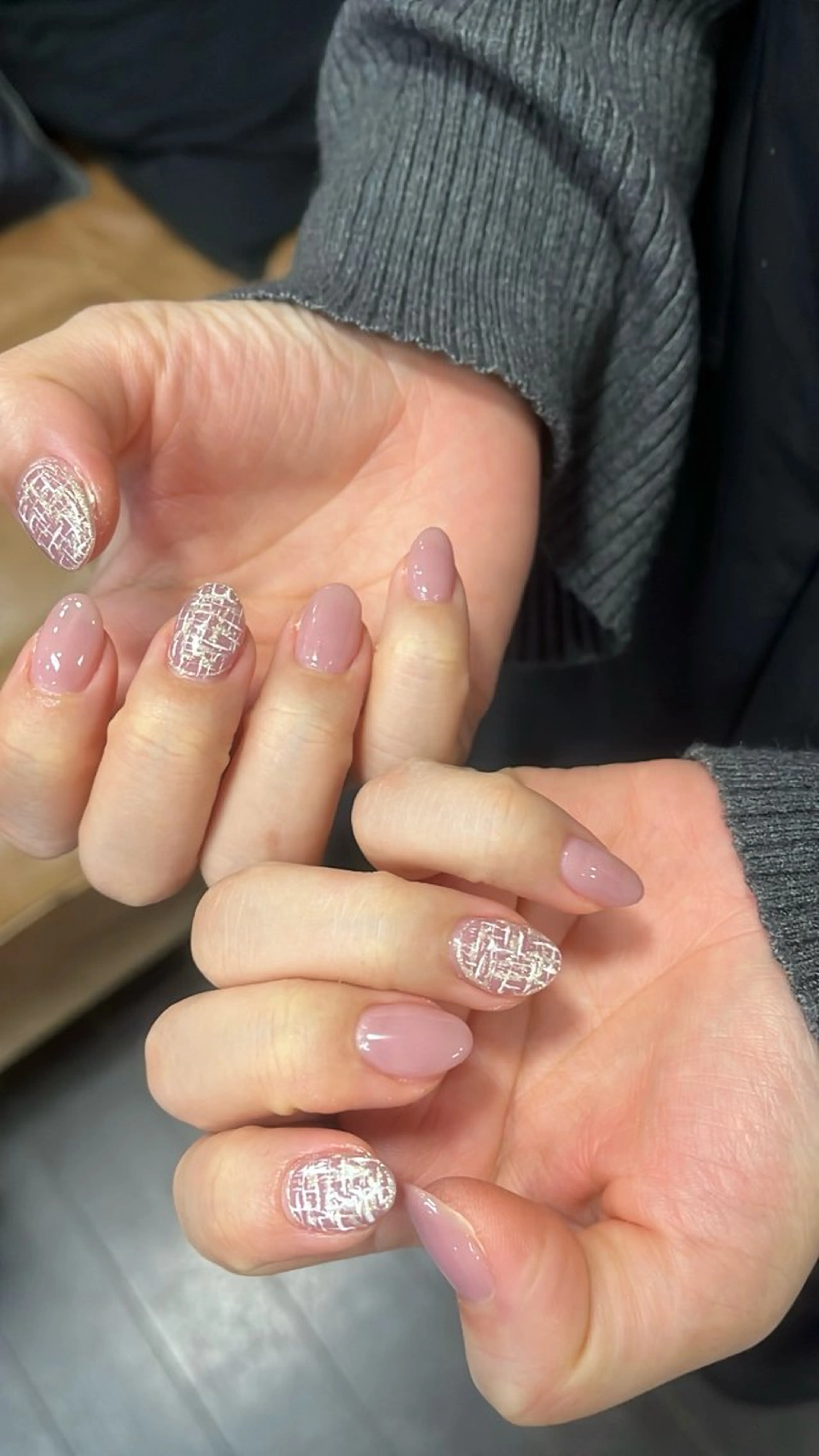 ネイル フラッシュネイル フレンチネイル ハート ラメ(グリッター) ラメグラデーション ハンドネイル SAKU nail 作島茜のネイルデザイン