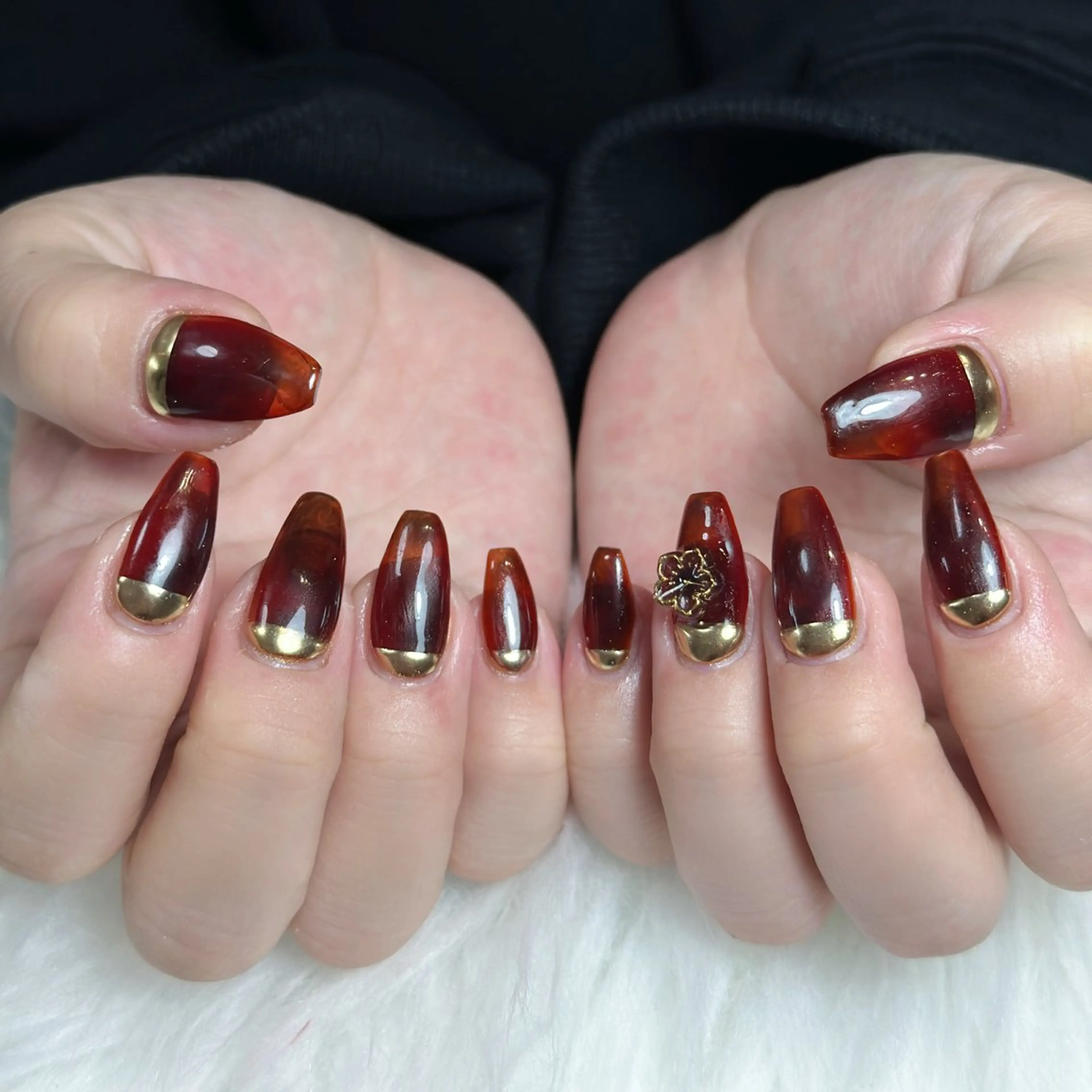 ネイル フレンチネイル ジェルネイル キラキラネイル 韓国ネイル マグネットネイル ハンドネイル Julli NailStudioのネイルデザイン