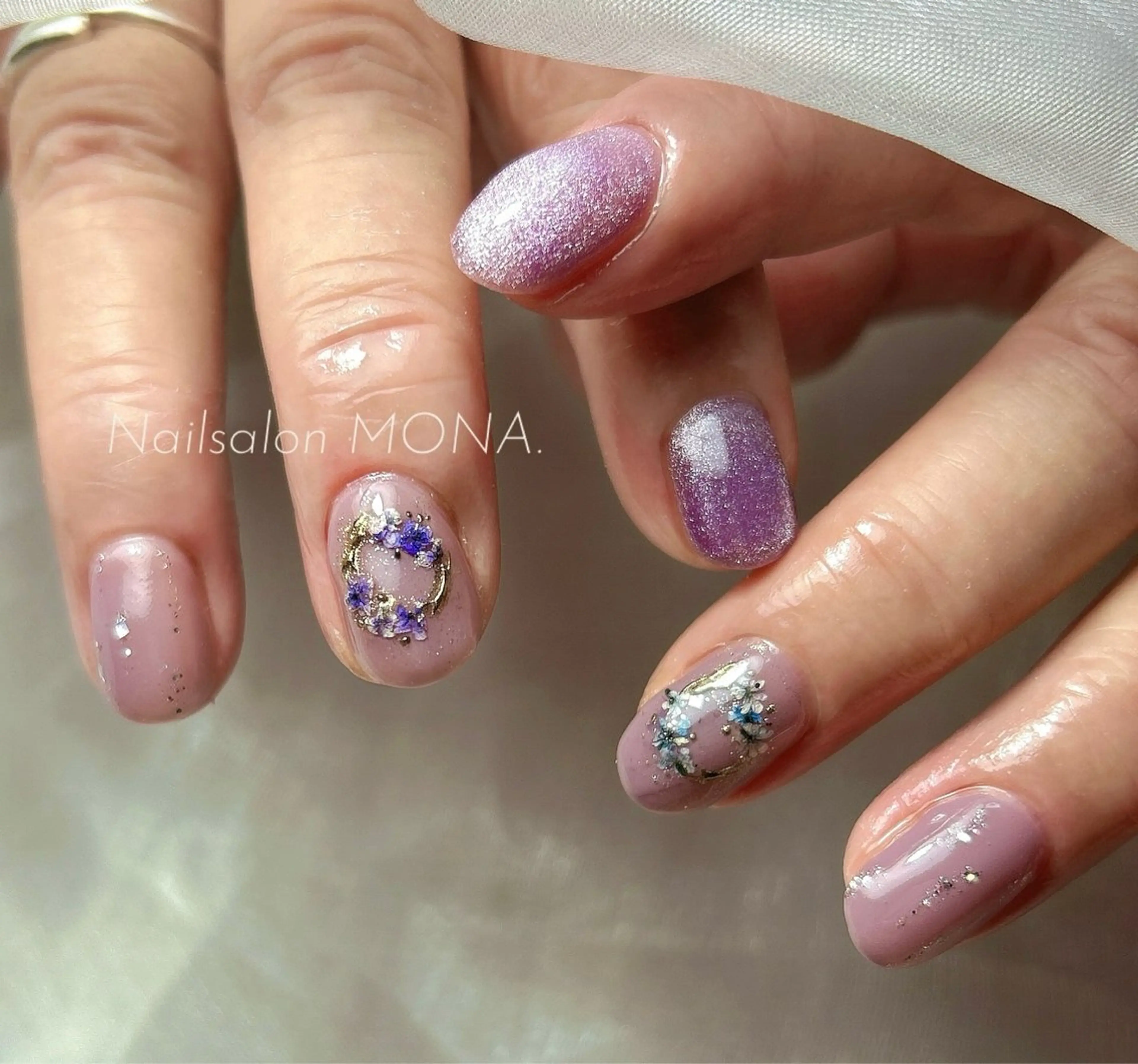 ネイル パープル ハンドネイル Nailsalon MONA.のネイルデザイン