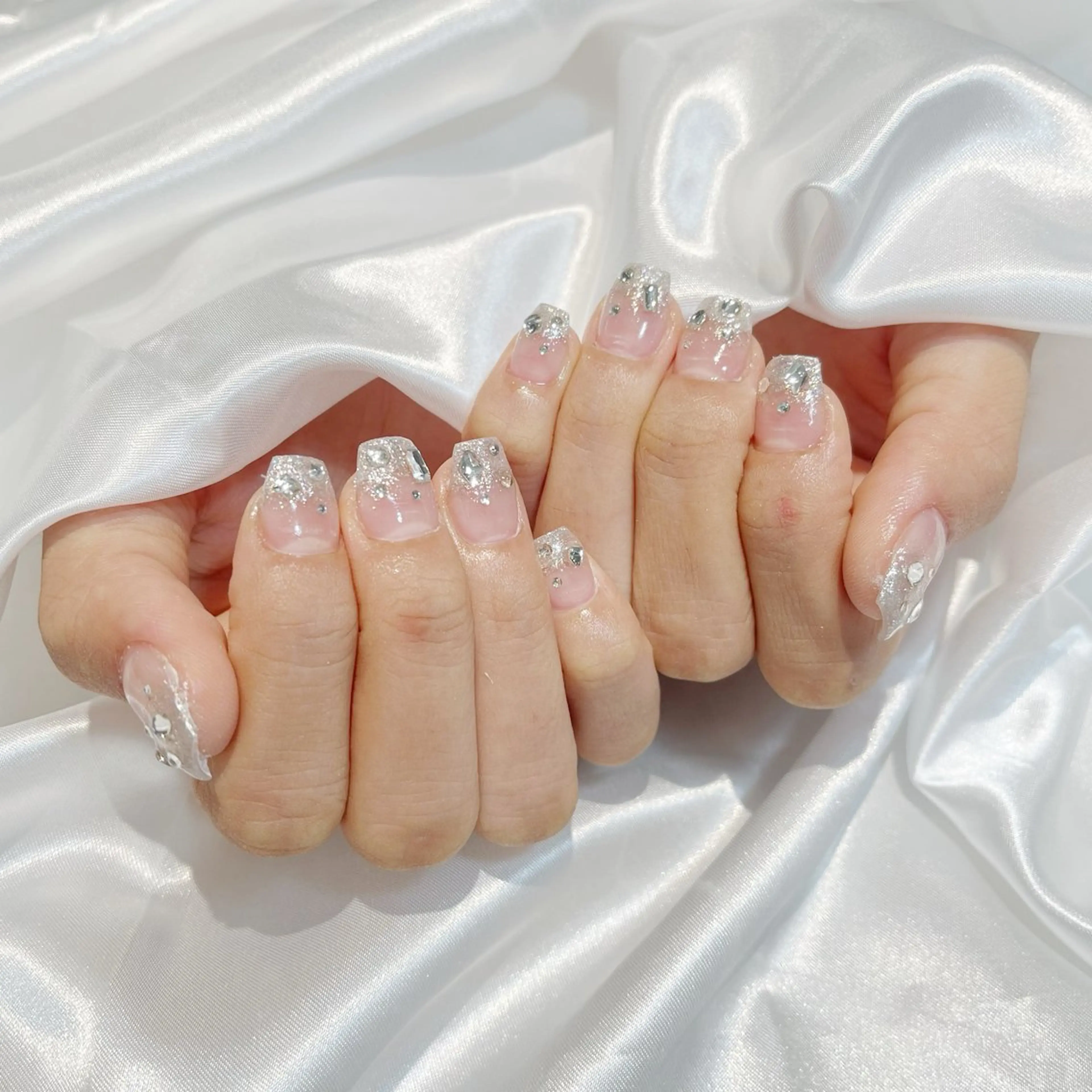 ネイル WISTERIA aisaのネイルデザイン