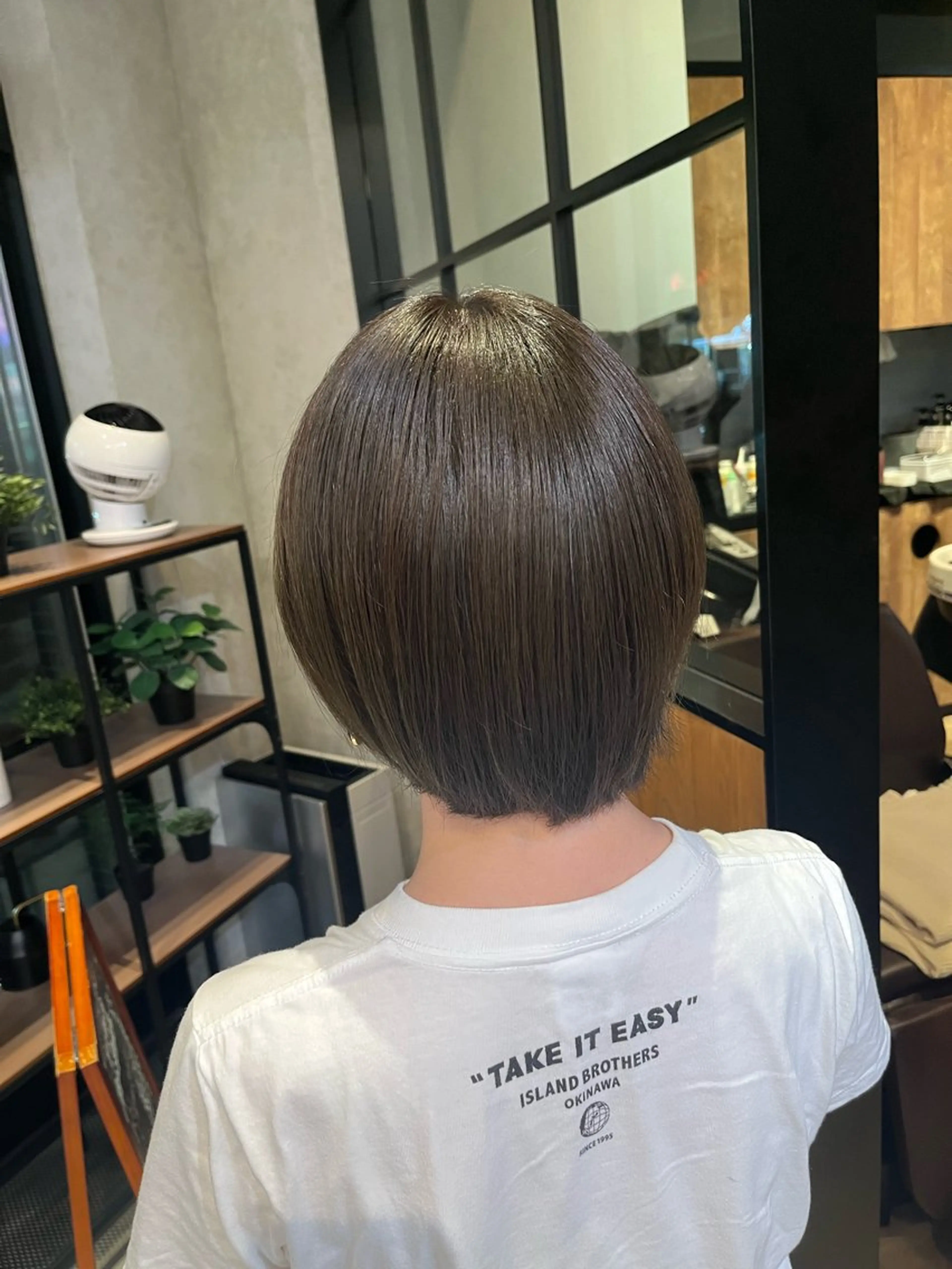 ショート カラー ヘアアレンジ ベージュカラー オリーブベージュ yuuri🎀/大宮 /韓国ヘア/レイヤーのヘアスタイル