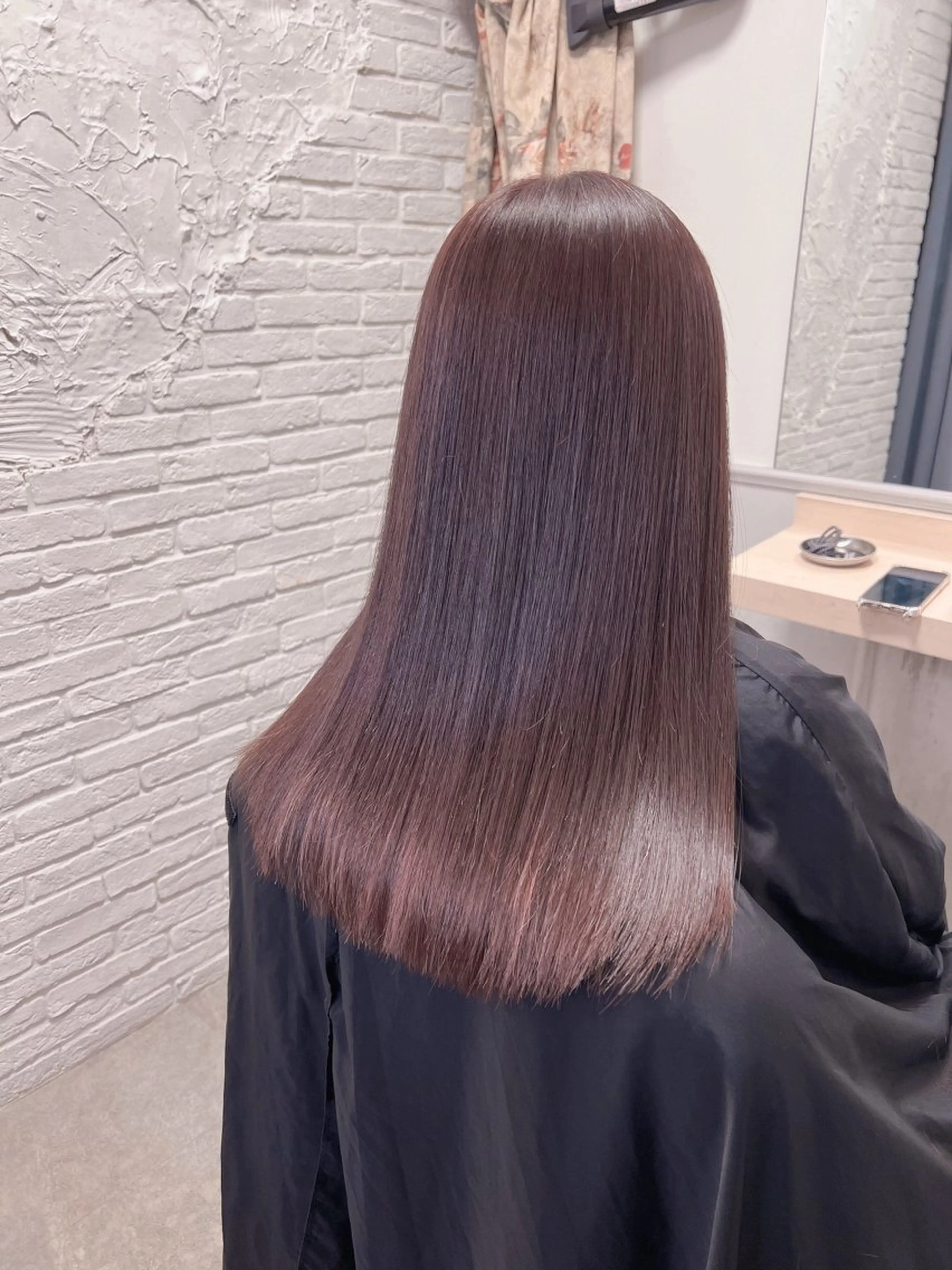 セミロング ヘアカラー トリートメント SHIN/レイヤー カット×クロスパーマのヘアスタイル