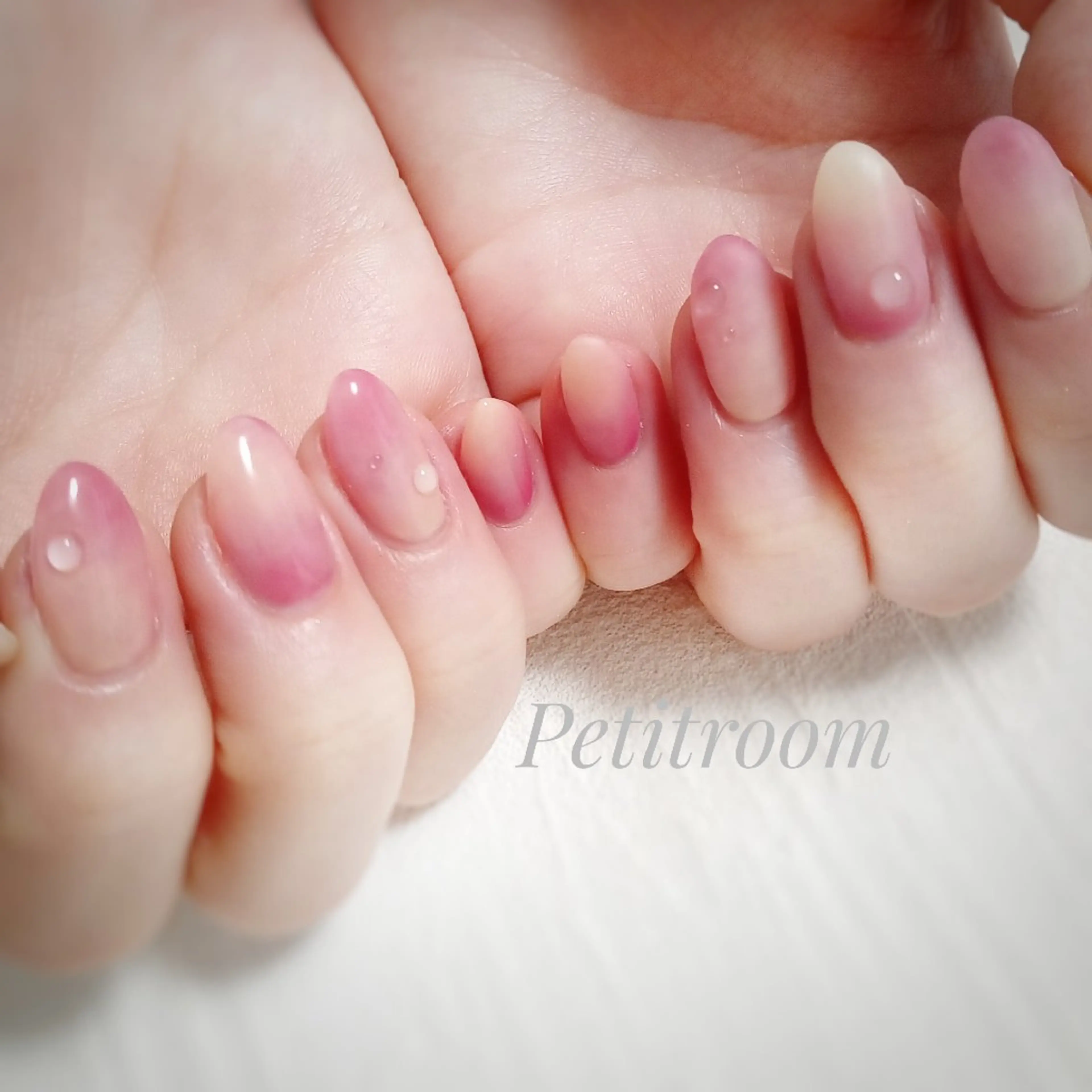 当店1番人気❣️デザイン自由、パーツ乗せ放題(150分以内)　10本　(オフ込み、甘皮ドライケア込み)の写真