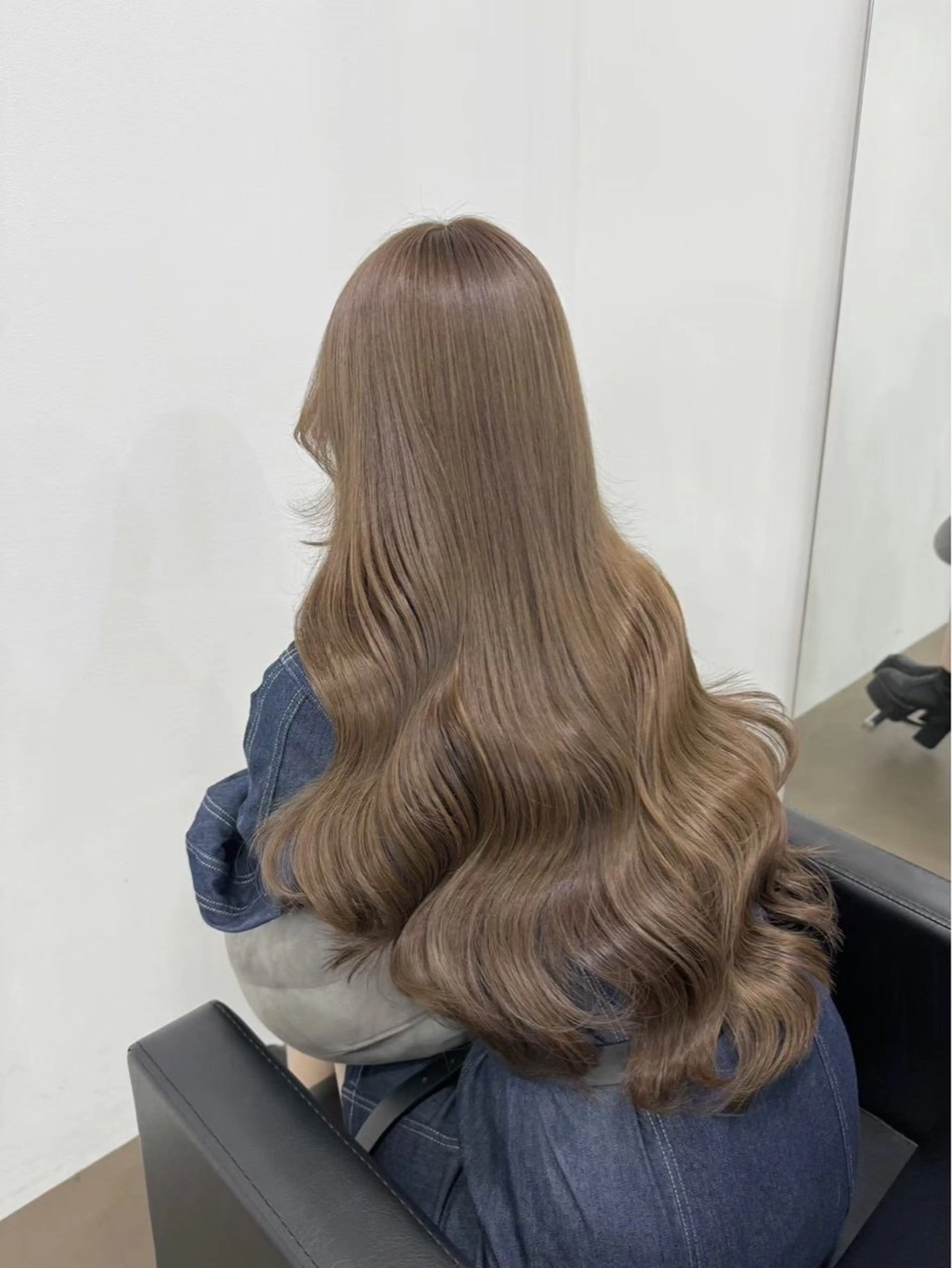 セミロング カラー くるみ /モデル募集中のヘアスタイル