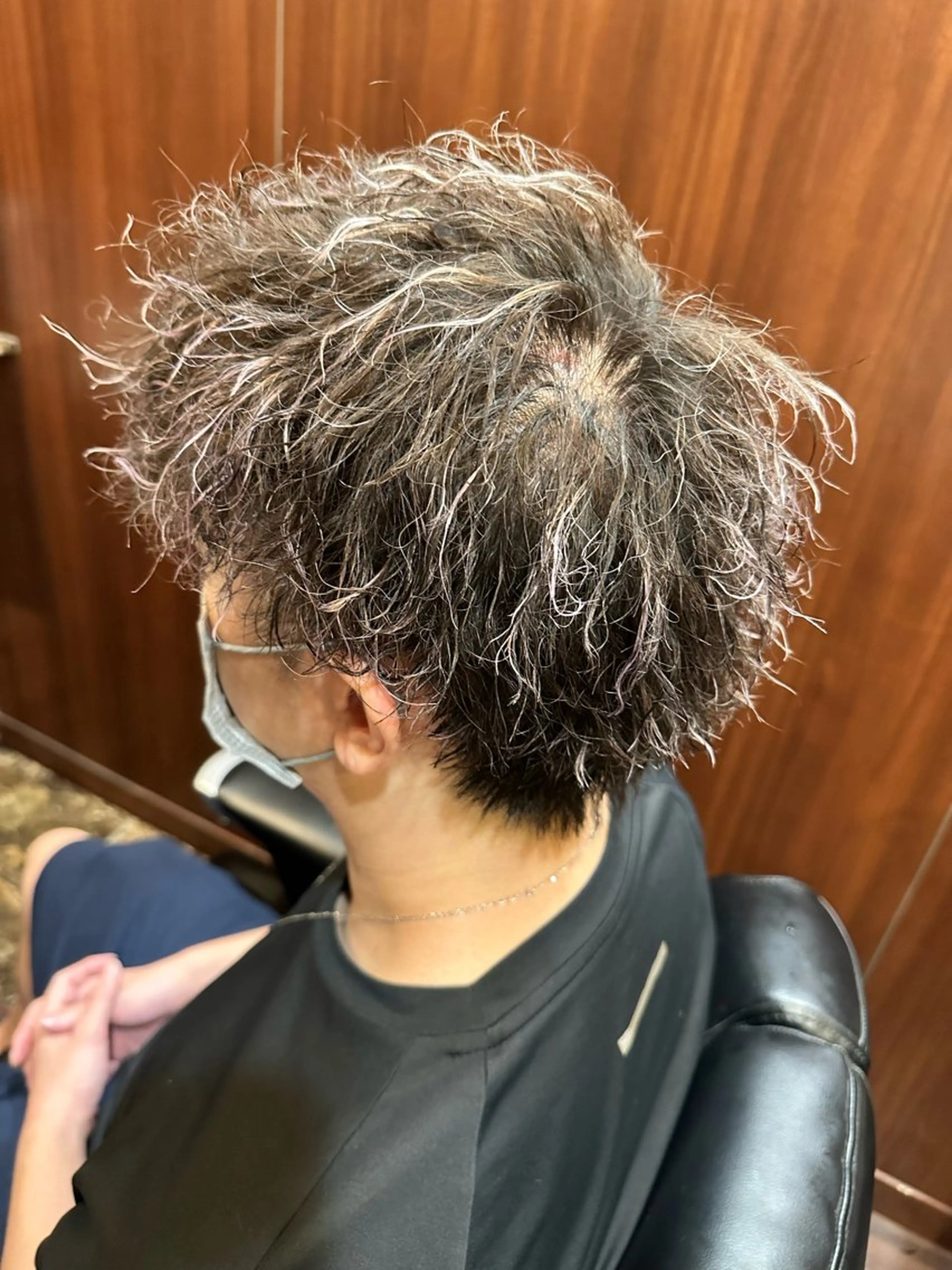 ミディアム パーマ 羽木 隆徒のヘアスタイル