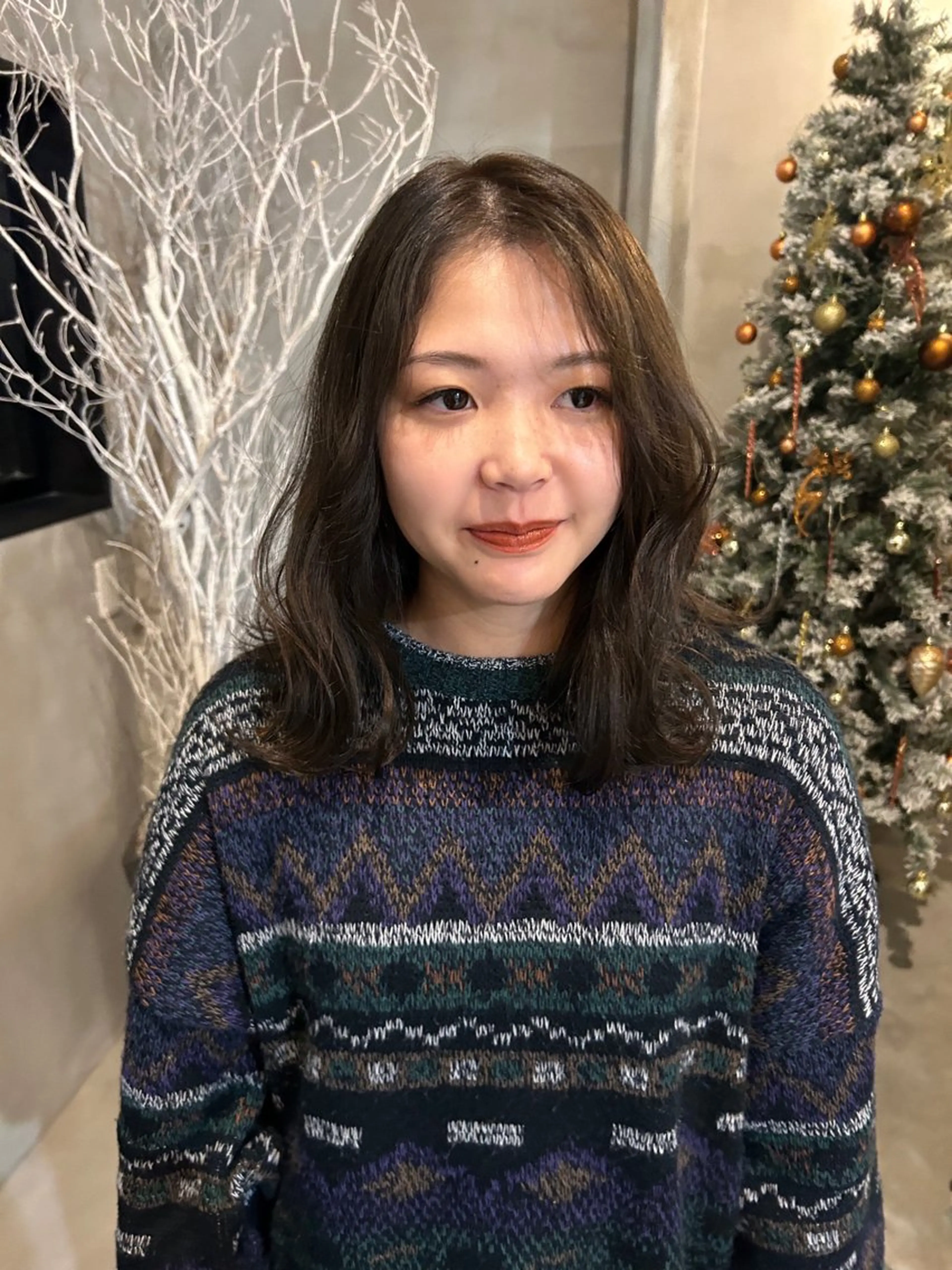 カラー 古澤 芽依のヘアスタイル
