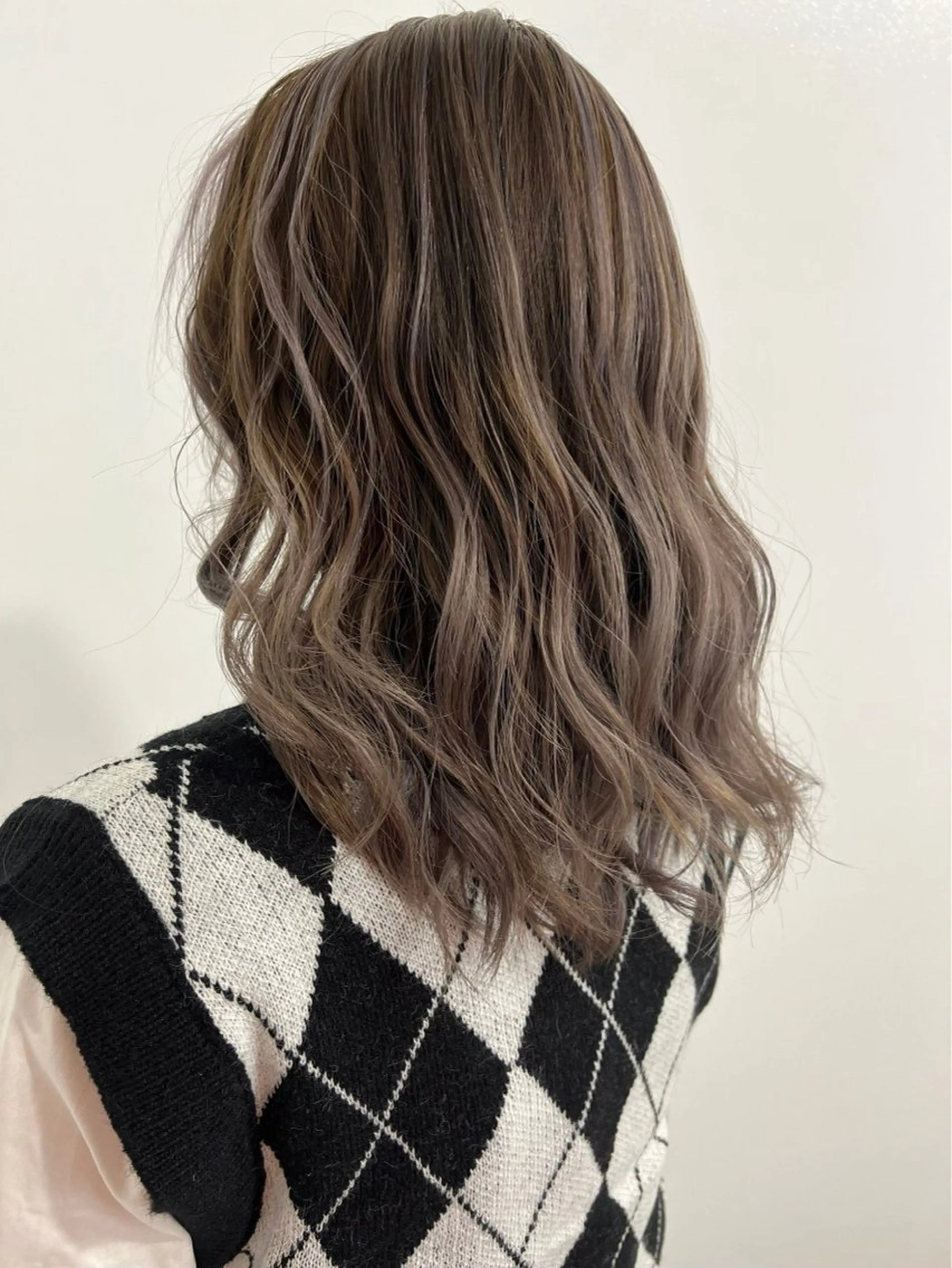 ミディアム カラー 🍀︎Reika 🍀のヘアスタイル