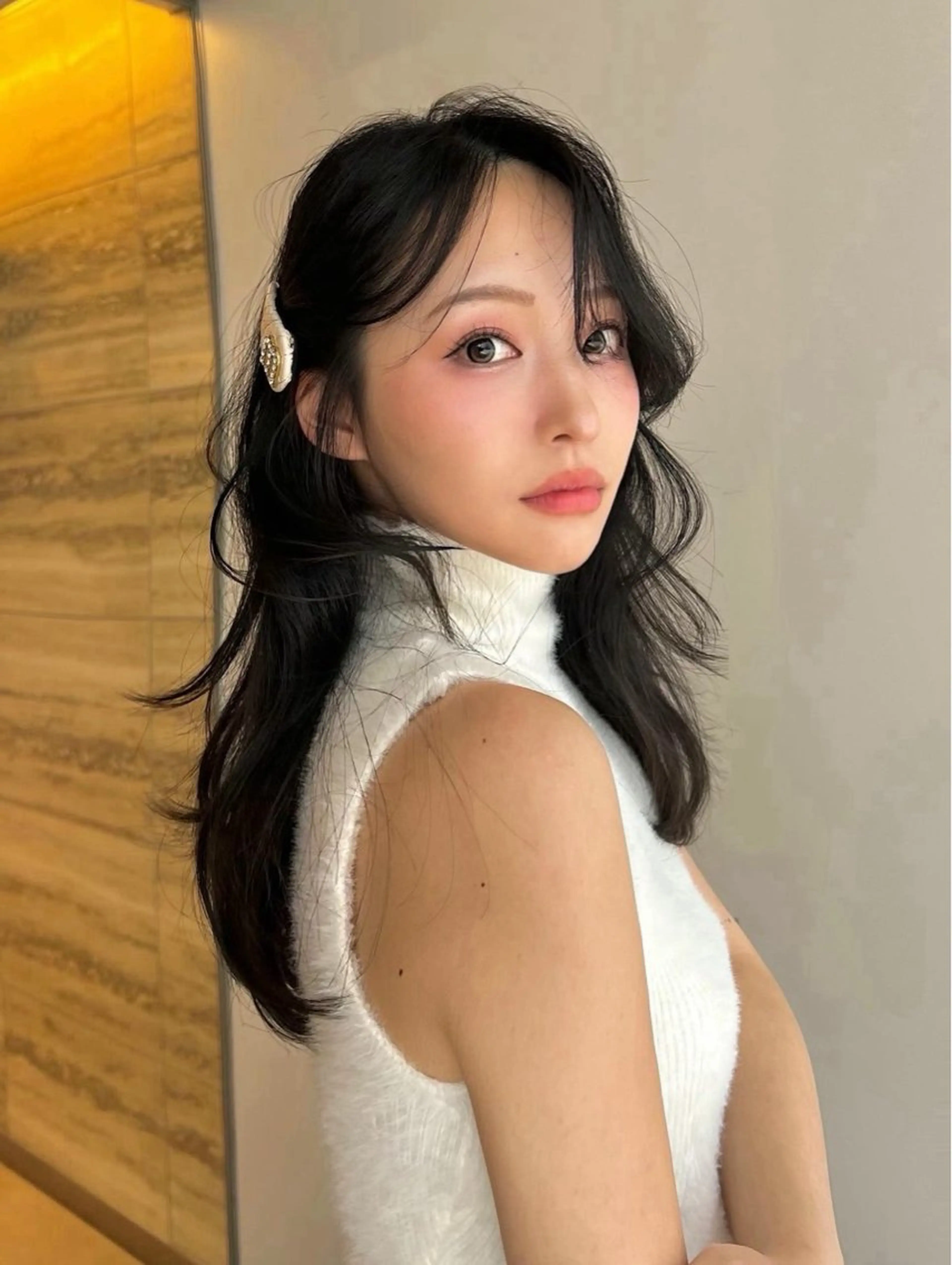 セミロング カラー 顔まわりレイヤー レイヤーカット 柔らかブラウン/顔周 りレイヤー♡ユウシのヘアスタイル