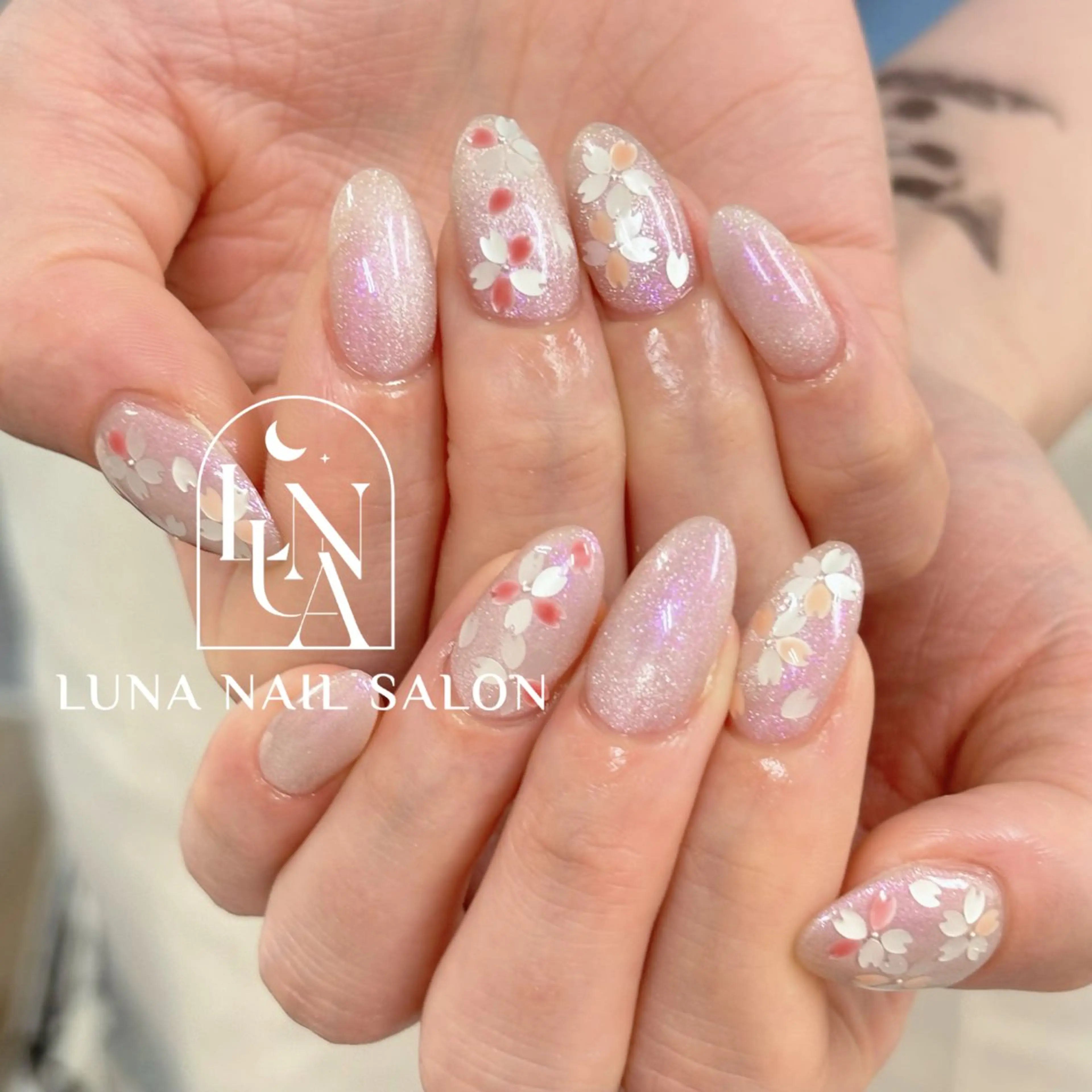 ネイル アートネイル フレンチネイル ジェルネイル ガラスフレンチ 韓国ネイル ハンドネイル ハンドケア LUNA Nail salon💕のネイルデザイン