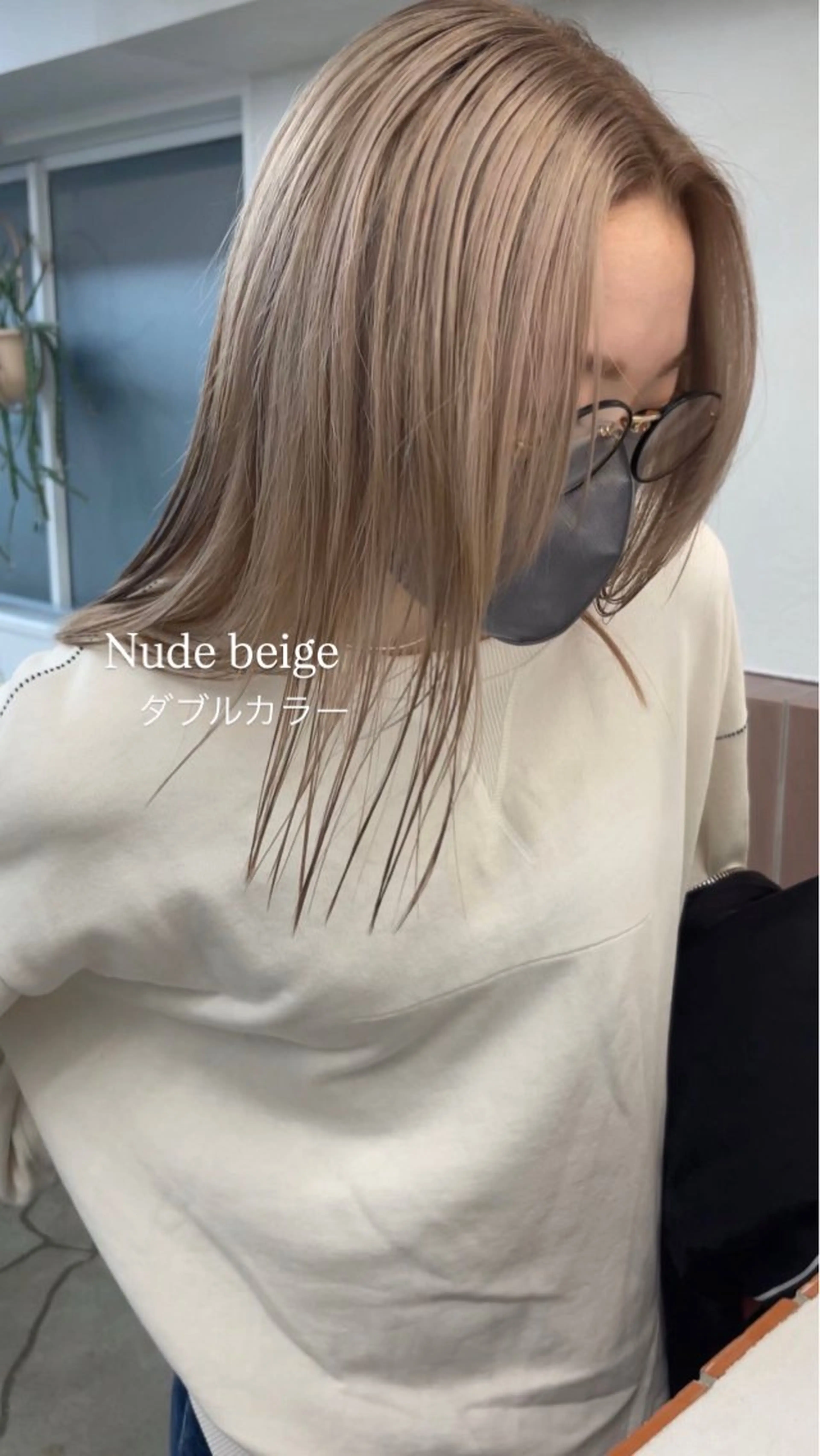 セミロング カラー CARICIA 渡邉 祐南のヘアスタイル