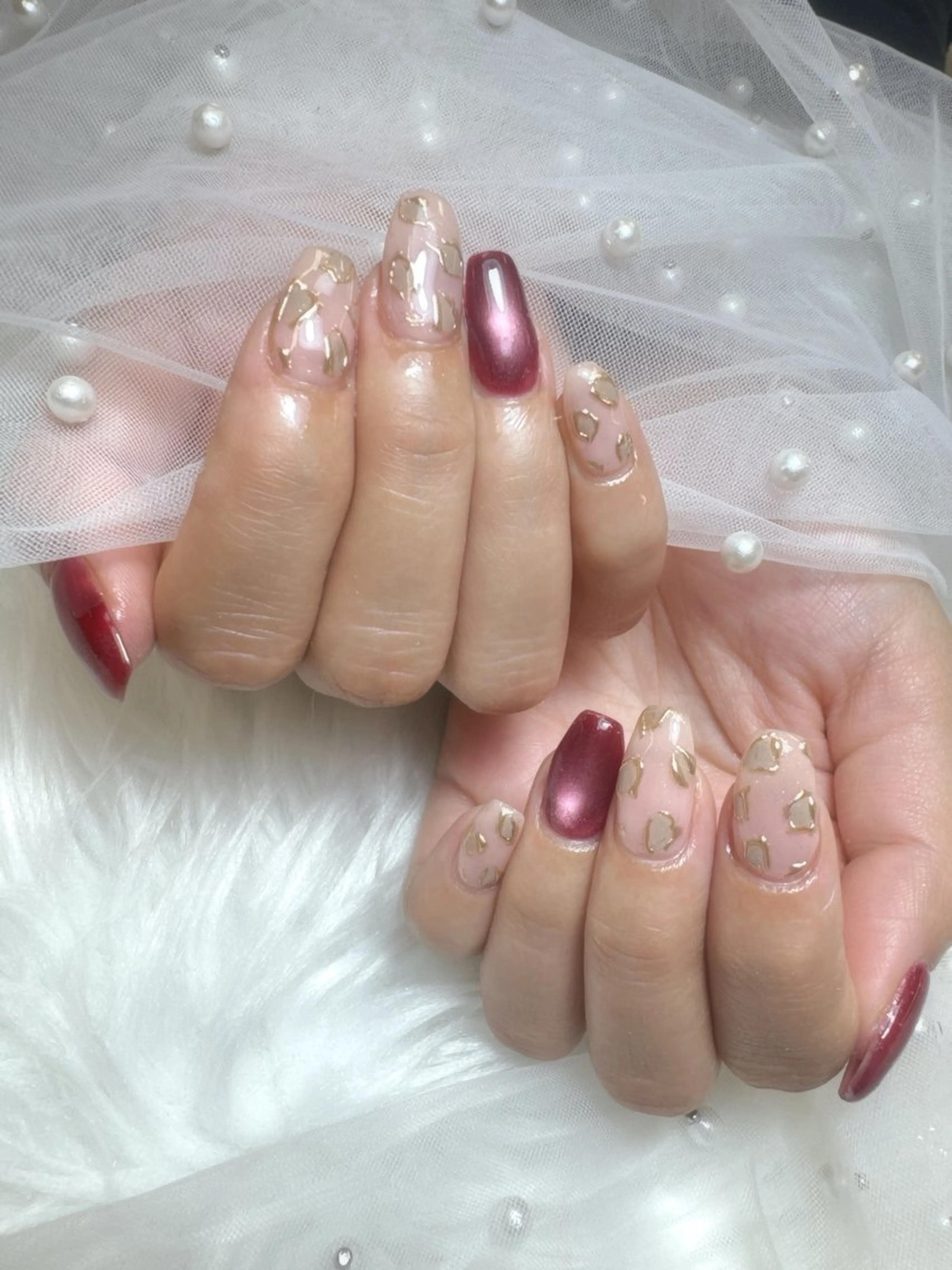 ネイル キラキラネイル 韓国ネイル 持ち込み ワンホンネイル ハンドネイル Queeens nailのネイルデザイン