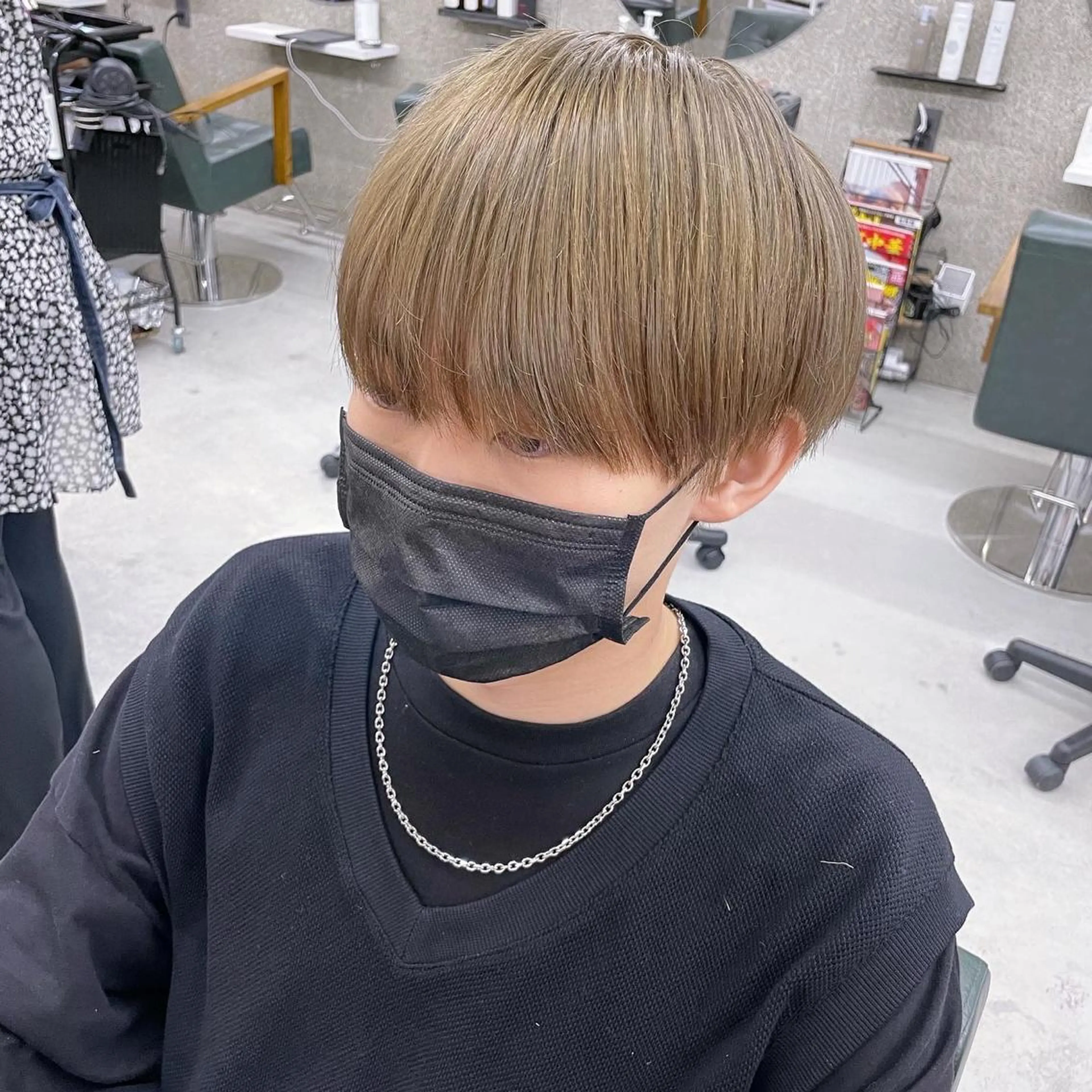 カラー メンズ Lull1人美容室 バレイヤージュのヘアスタイル