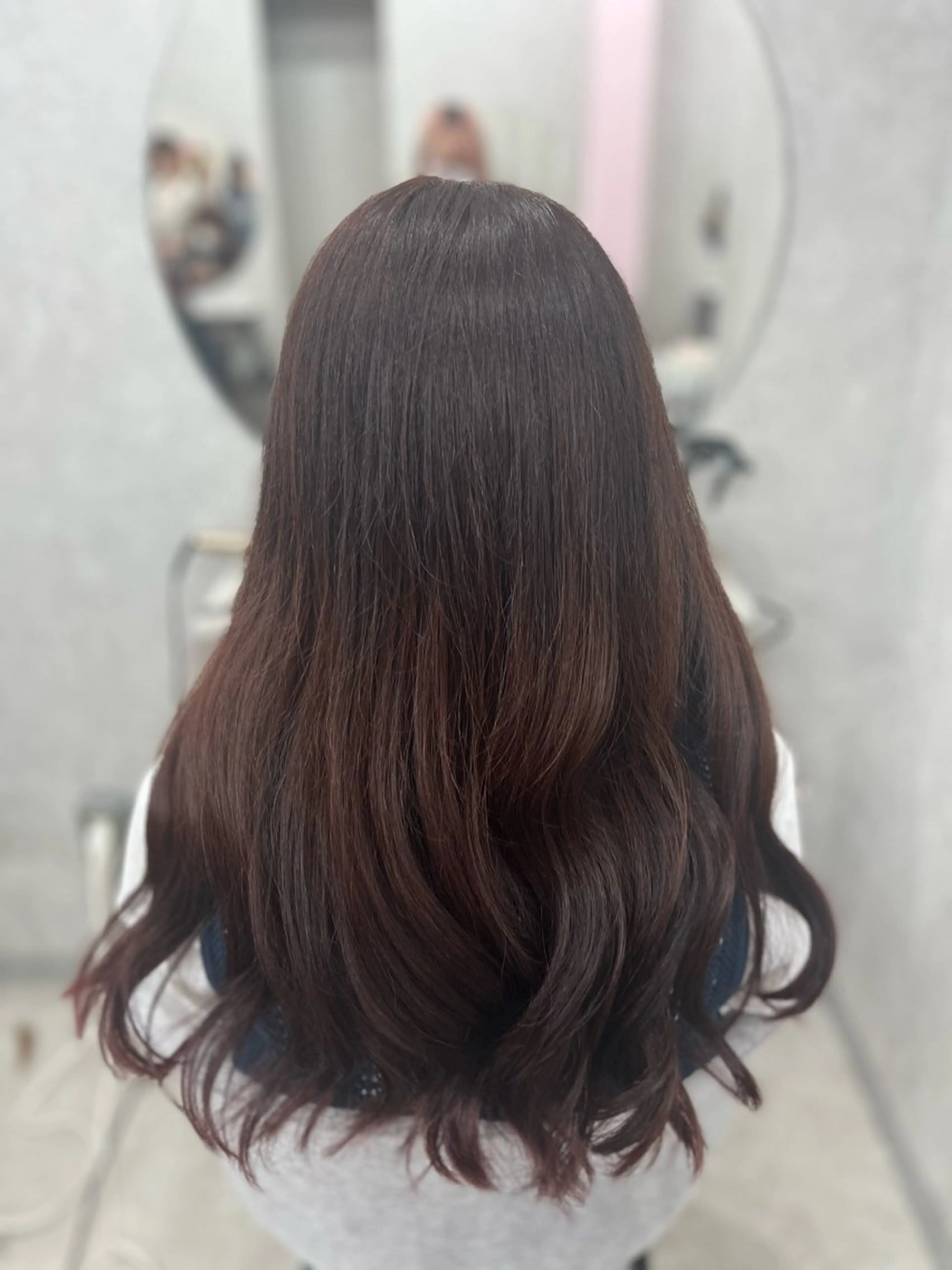 セミロング ぴんく髪の美容師🎀 🖤ゆうなのヘアスタイル