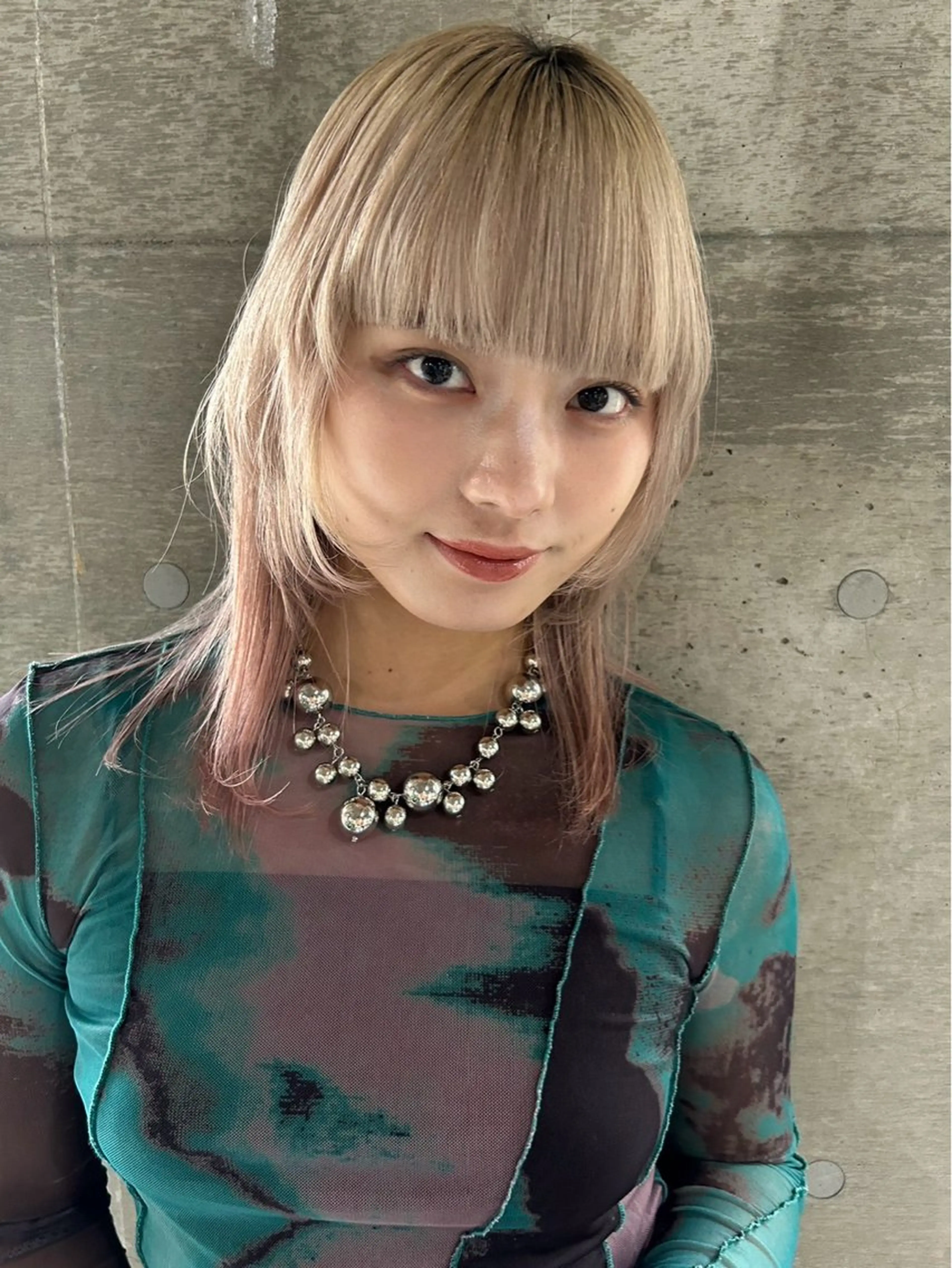 セミロング 野村 佳蓮のヘアスタイル
