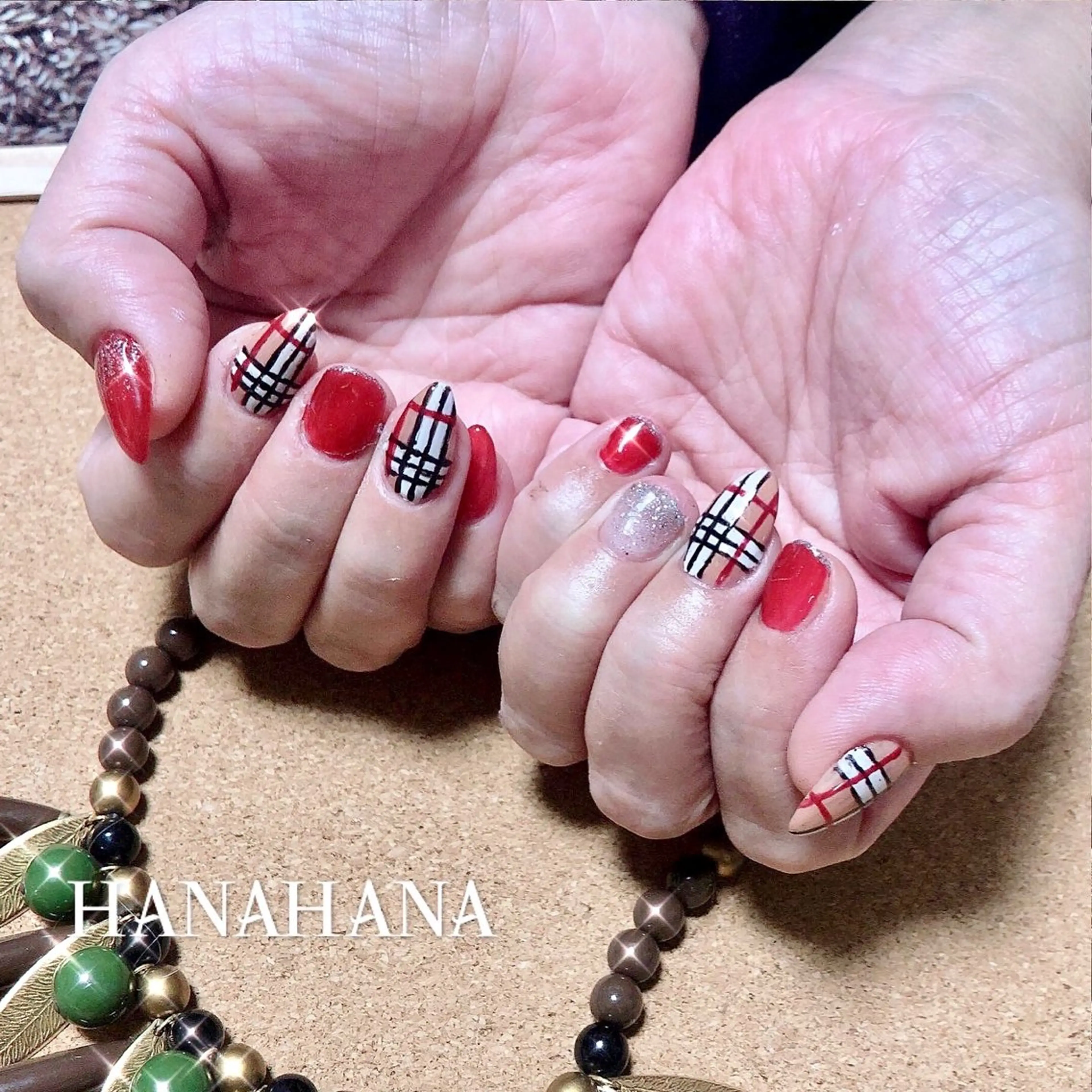 ネイル ジェルネイル HANAHANAのネイルデザイン