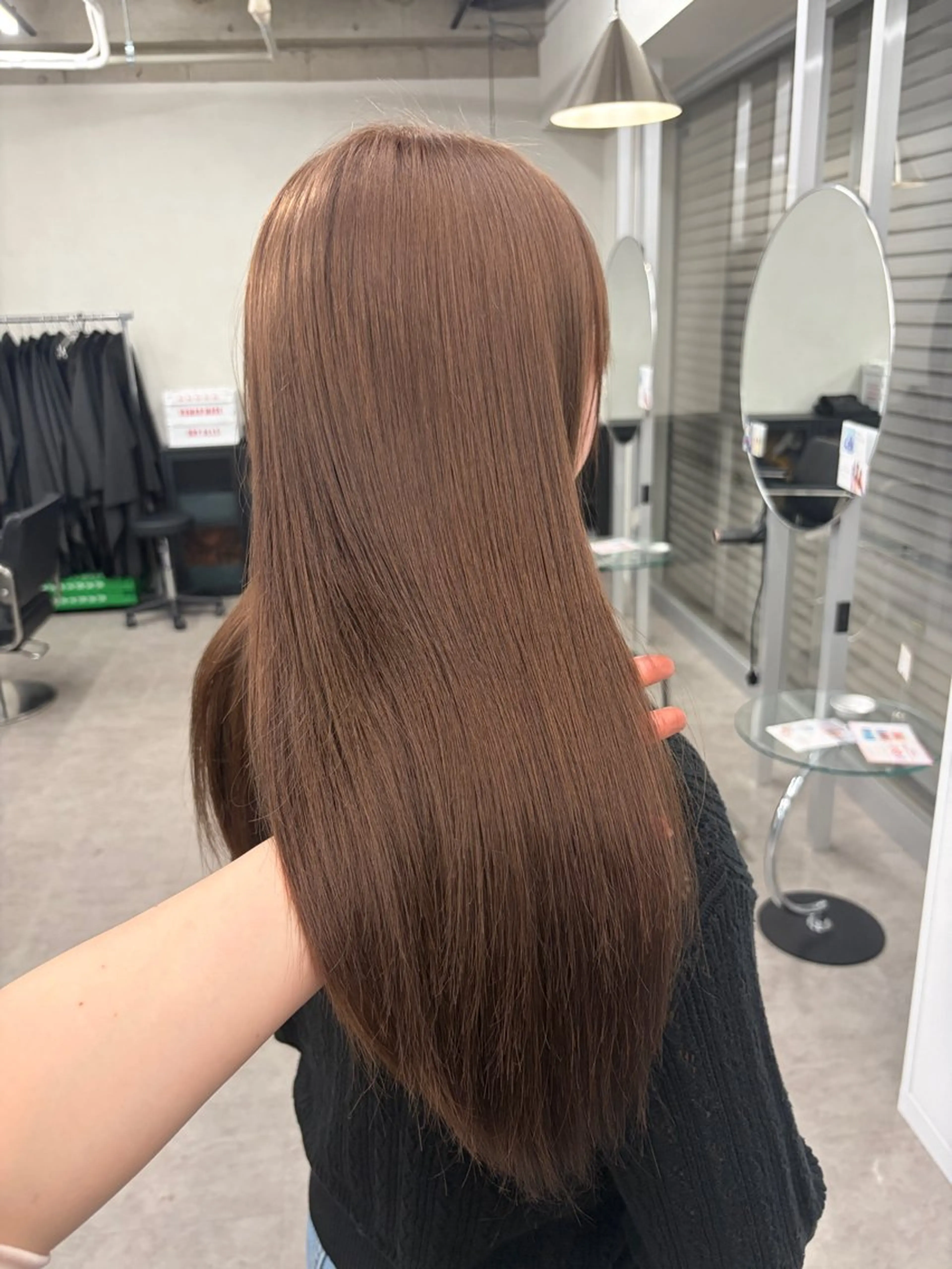 ロング トリートメント ヘアカラー 秋山 七海のヘアスタイル