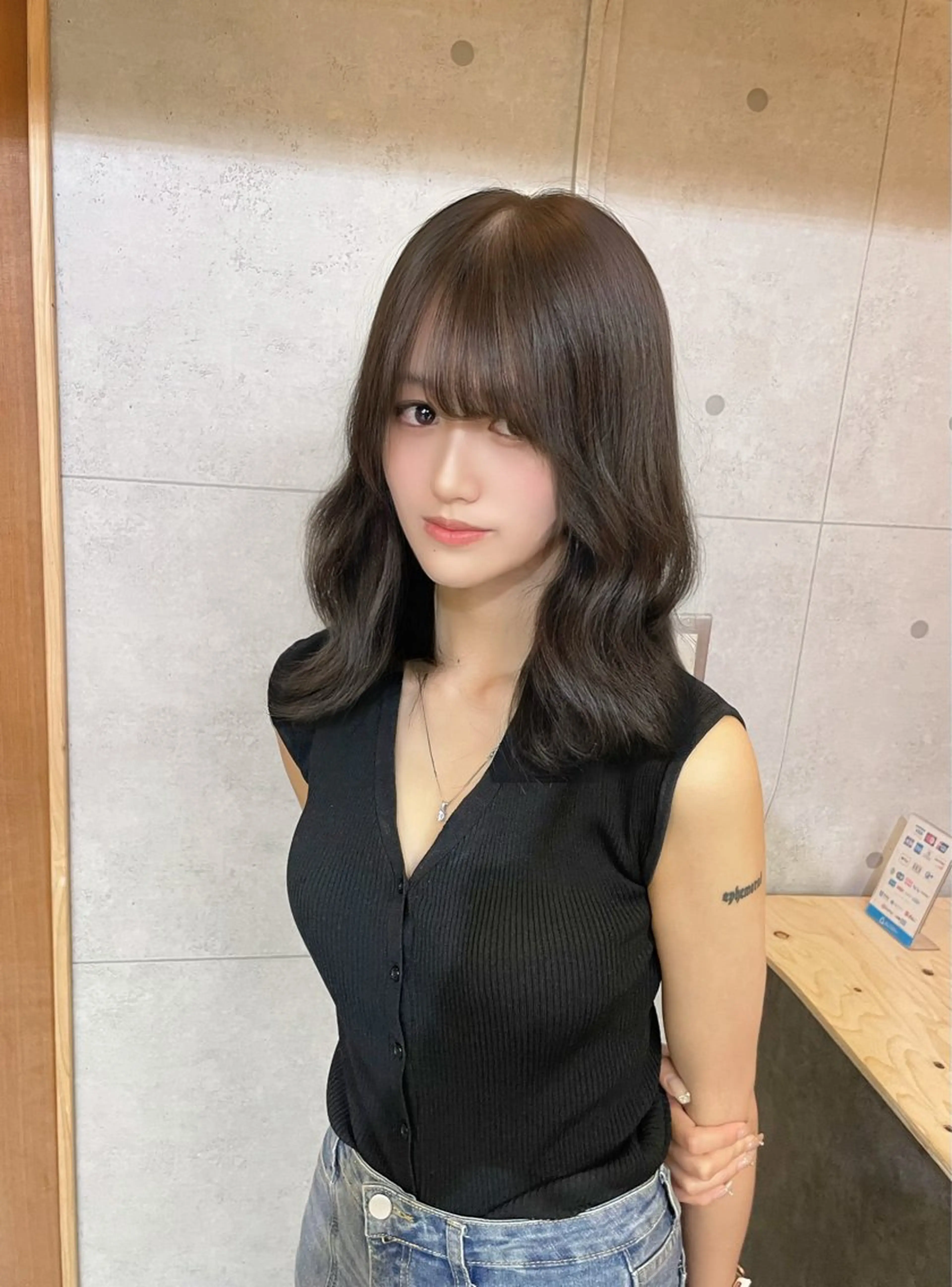 セミロング ヘアカラー 渡邉 怜のヘアスタイル