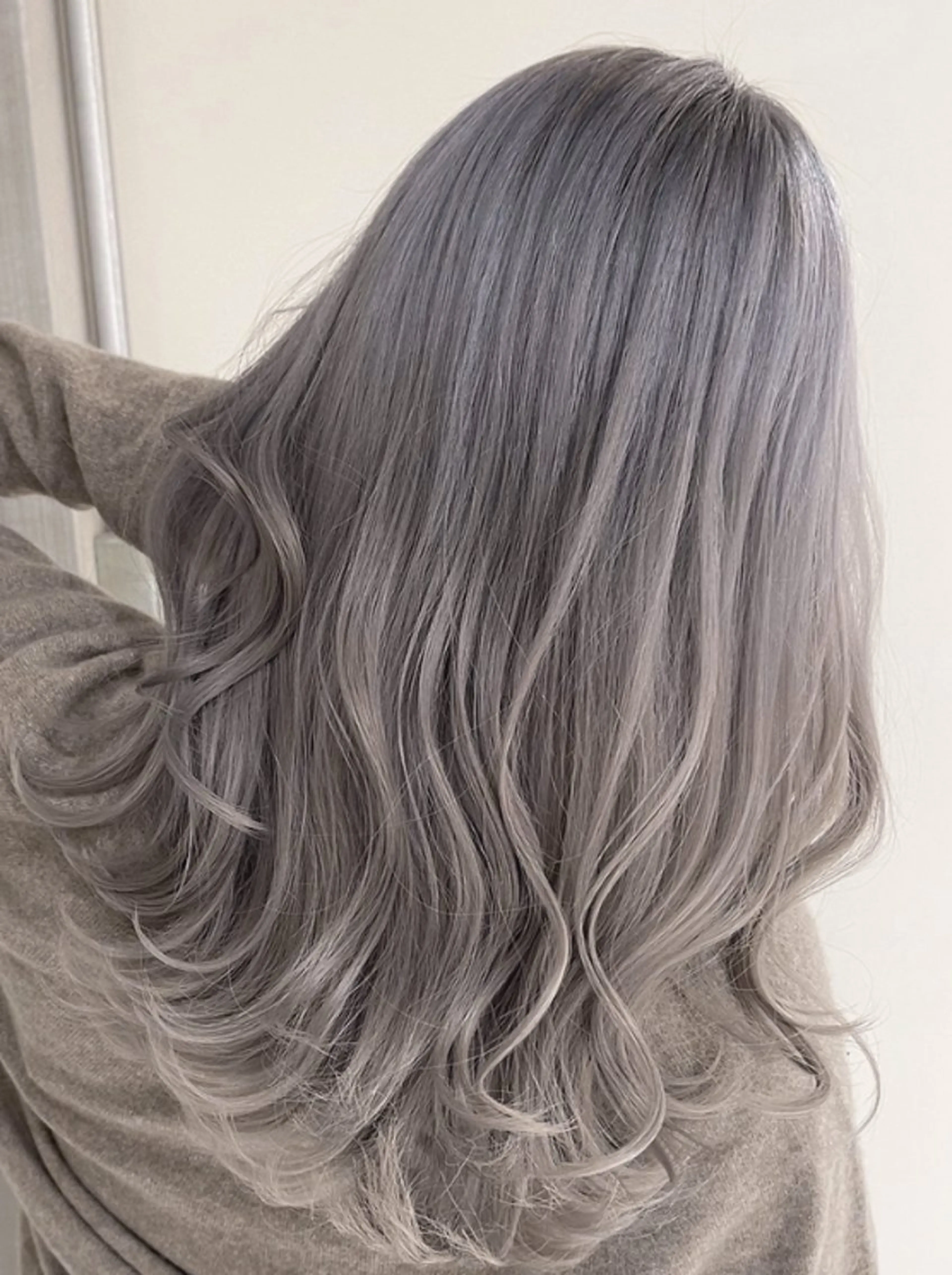 ミディアム カラー ヘアアレンジ 渋谷のブリーチカラー シェフ🧑‍🍳蓮のヘアスタイル