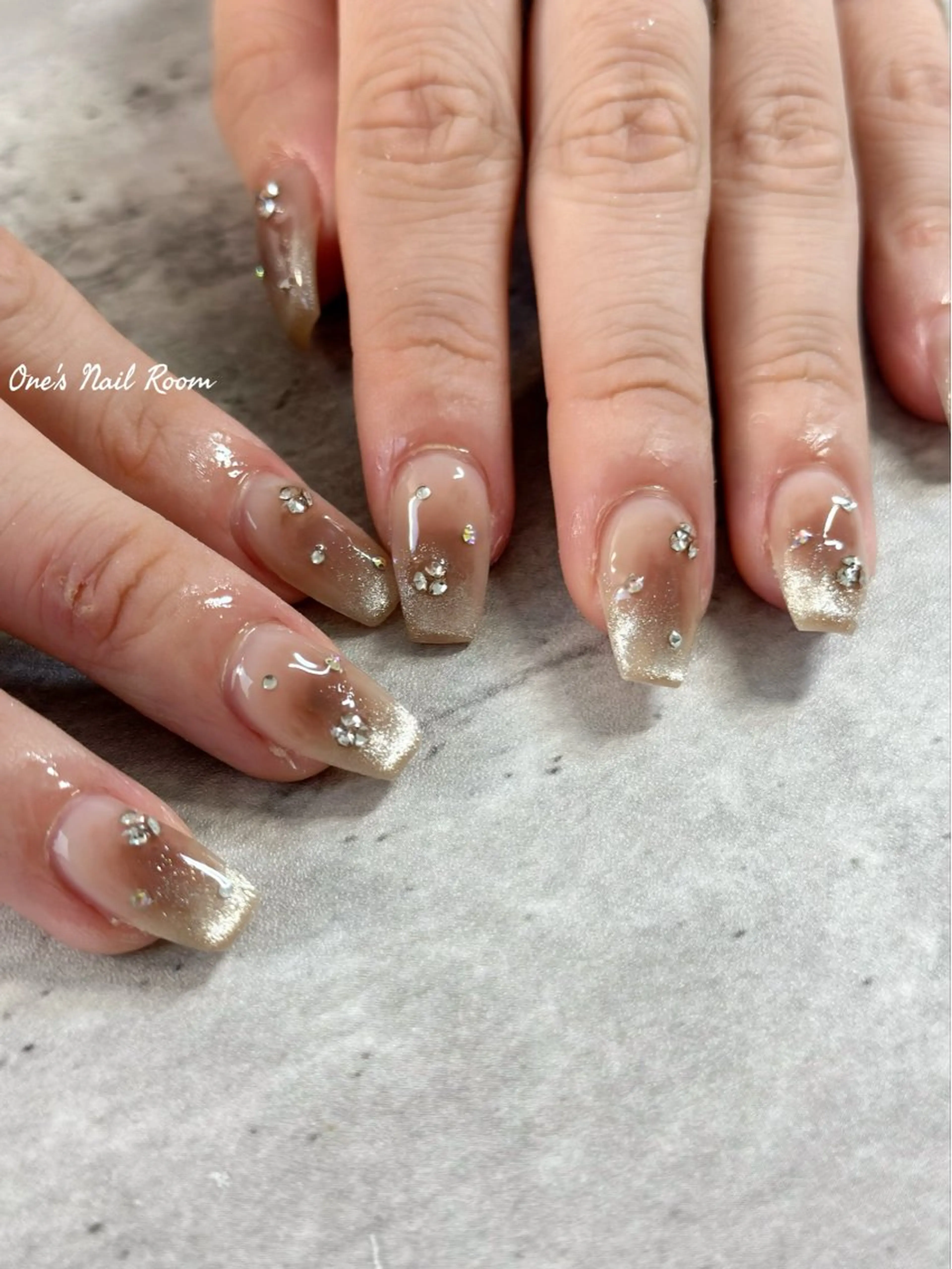 ネイル ハンドネイル One's Nail Roomのネイルデザイン