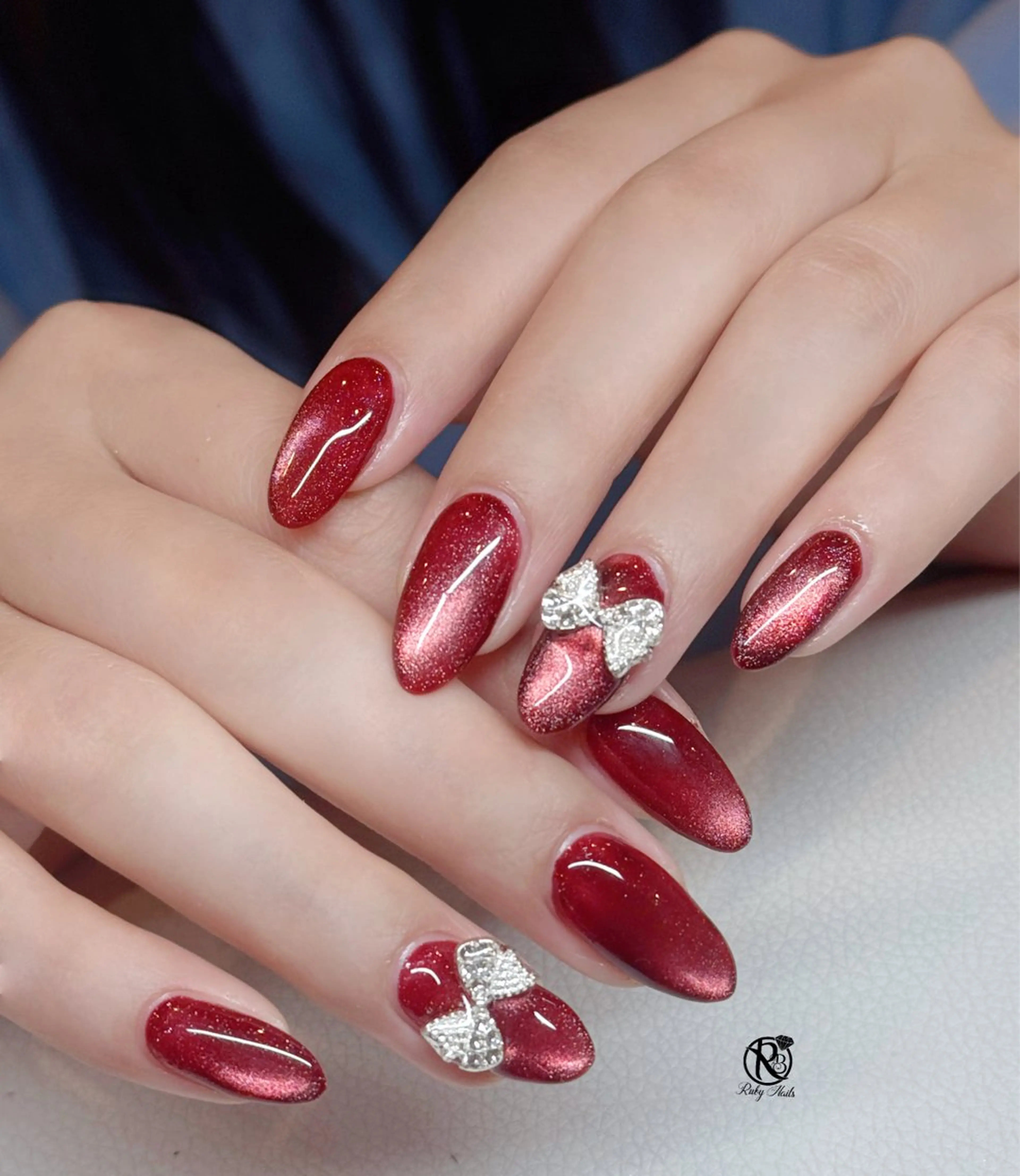 ネイル ボルドー ブラウン チークネイル ドット フットネイル ハンドネイル チェリネイルサロン 霞ヶ関のネイルデザイン