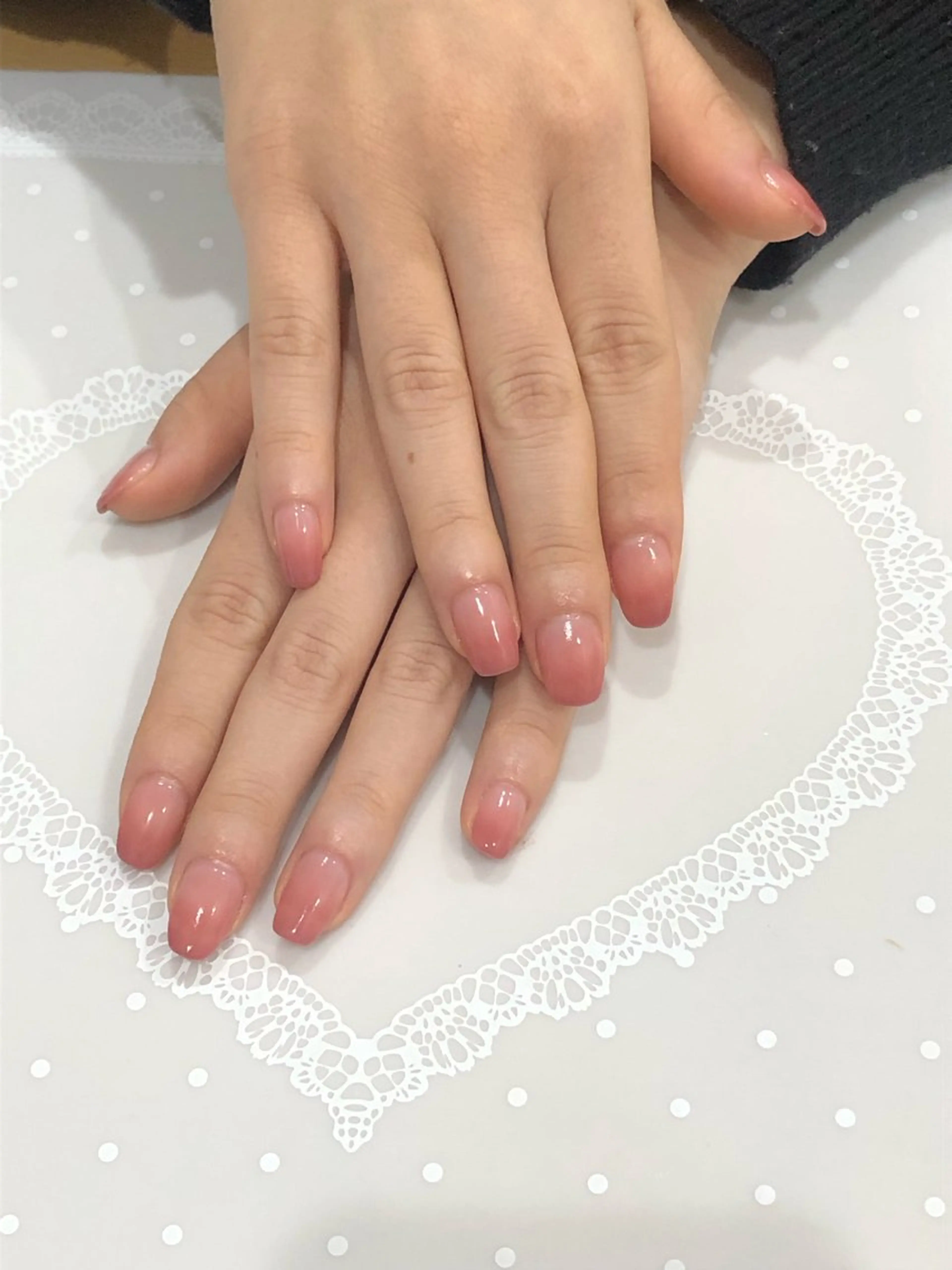 ネイル すざき ことみのヘアスタイル