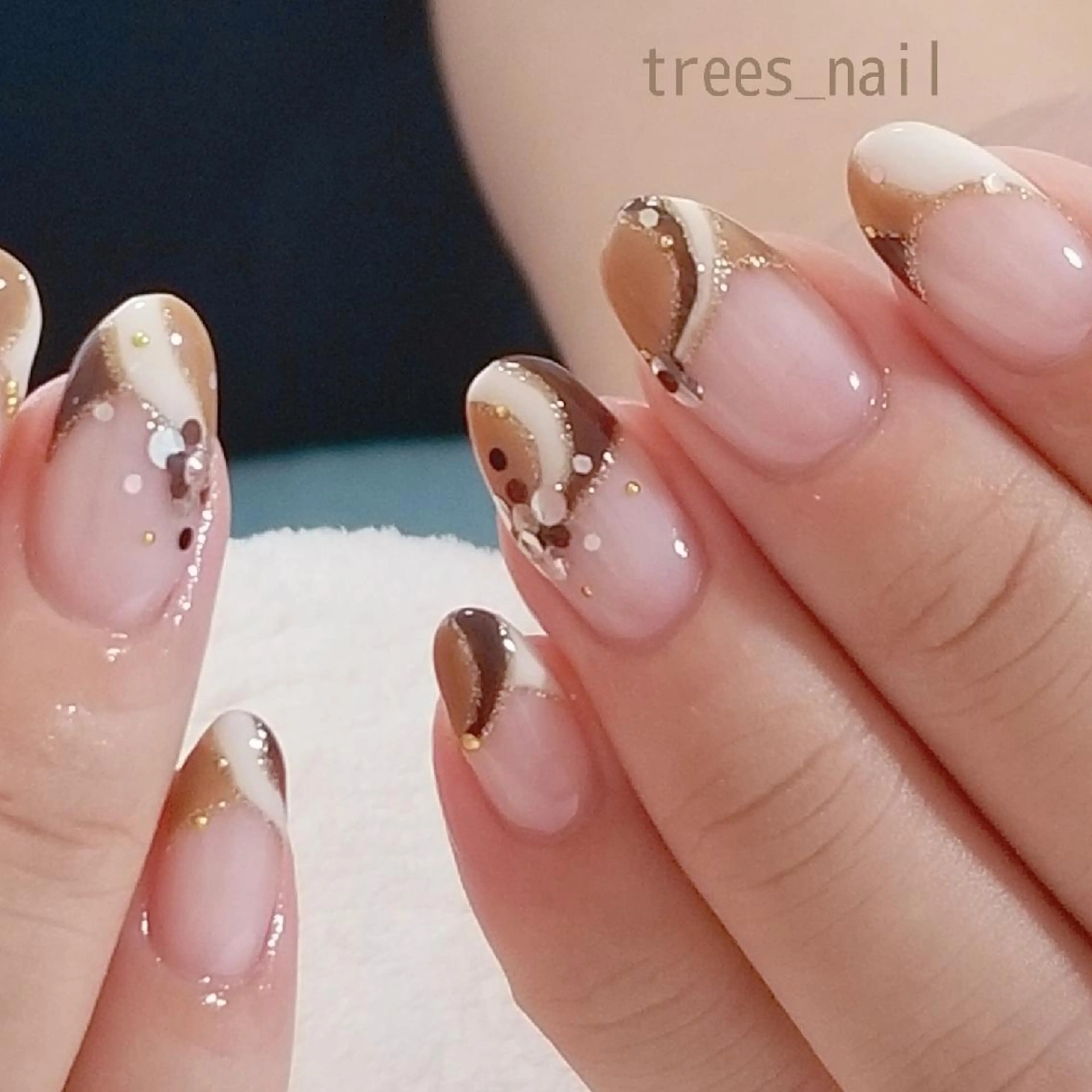 ネイル ブラウン trees_ nailのネイルデザイン