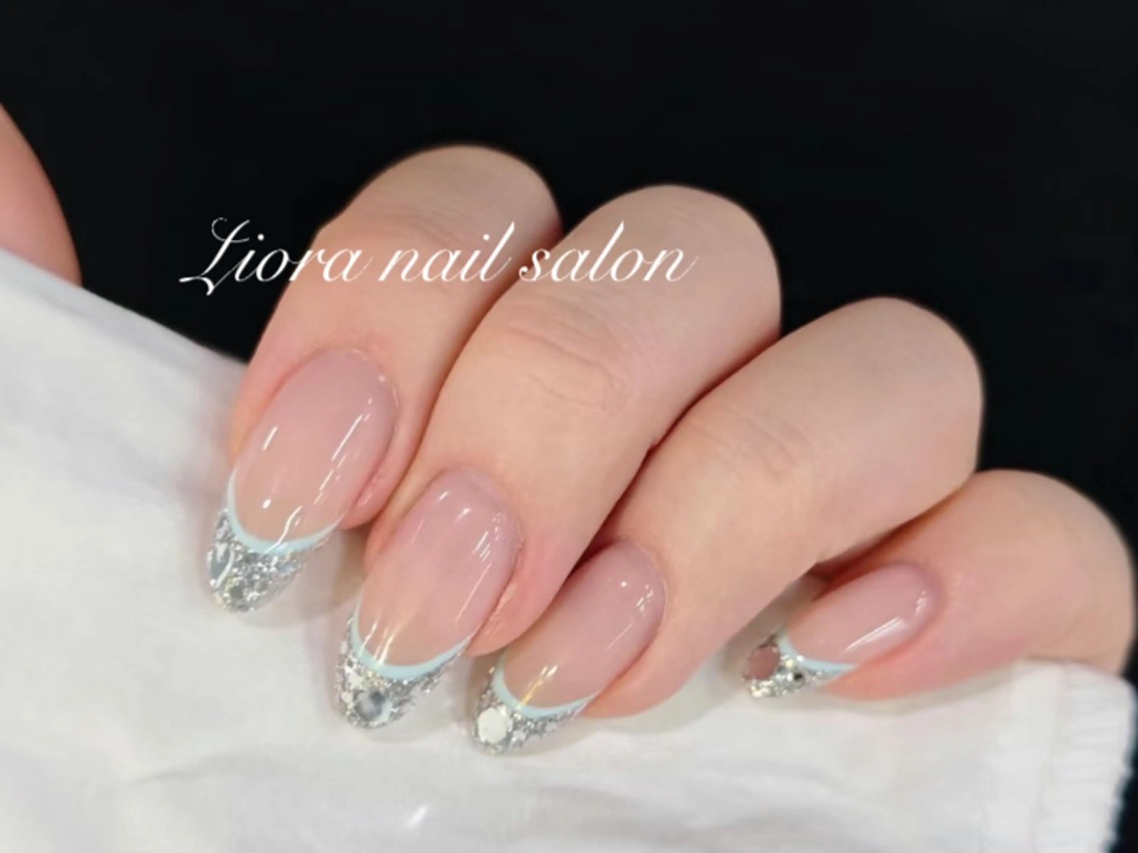 ネイル フレンチネイル ジェルネイル ガーリー グラデーション キラキラネイル ハンドネイル Liora nail スカルプ専門店のネイルデザイン